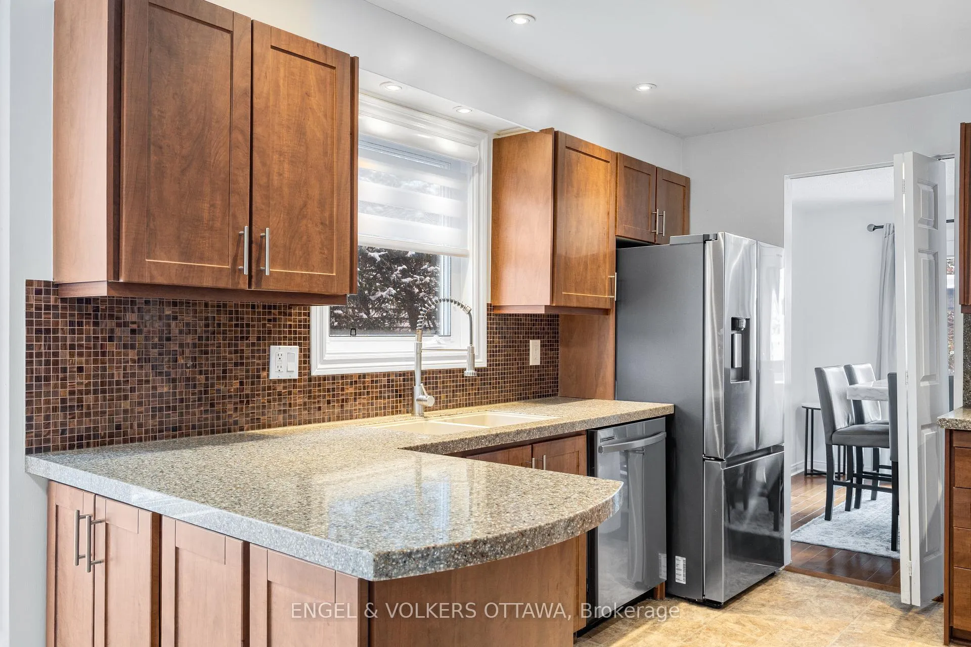 Photo 15 of 29 Valley Ridge Street, Ottawa, Borden Farm/Stewart Farm/Carleton Heights/Parkwood Hills — HOMEH