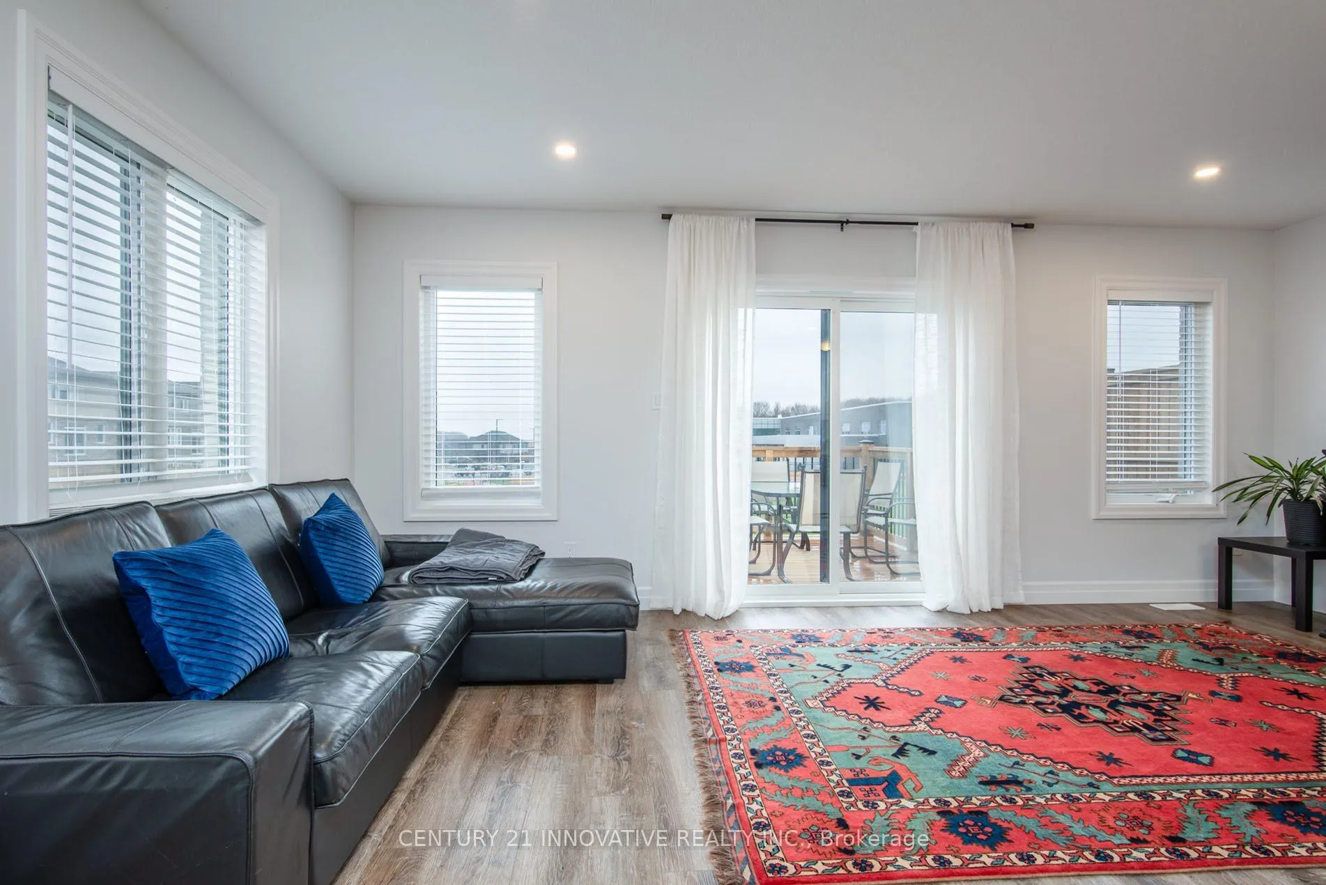 Photo 6 of 92 Pony Way S, Kitchener — HOMEH