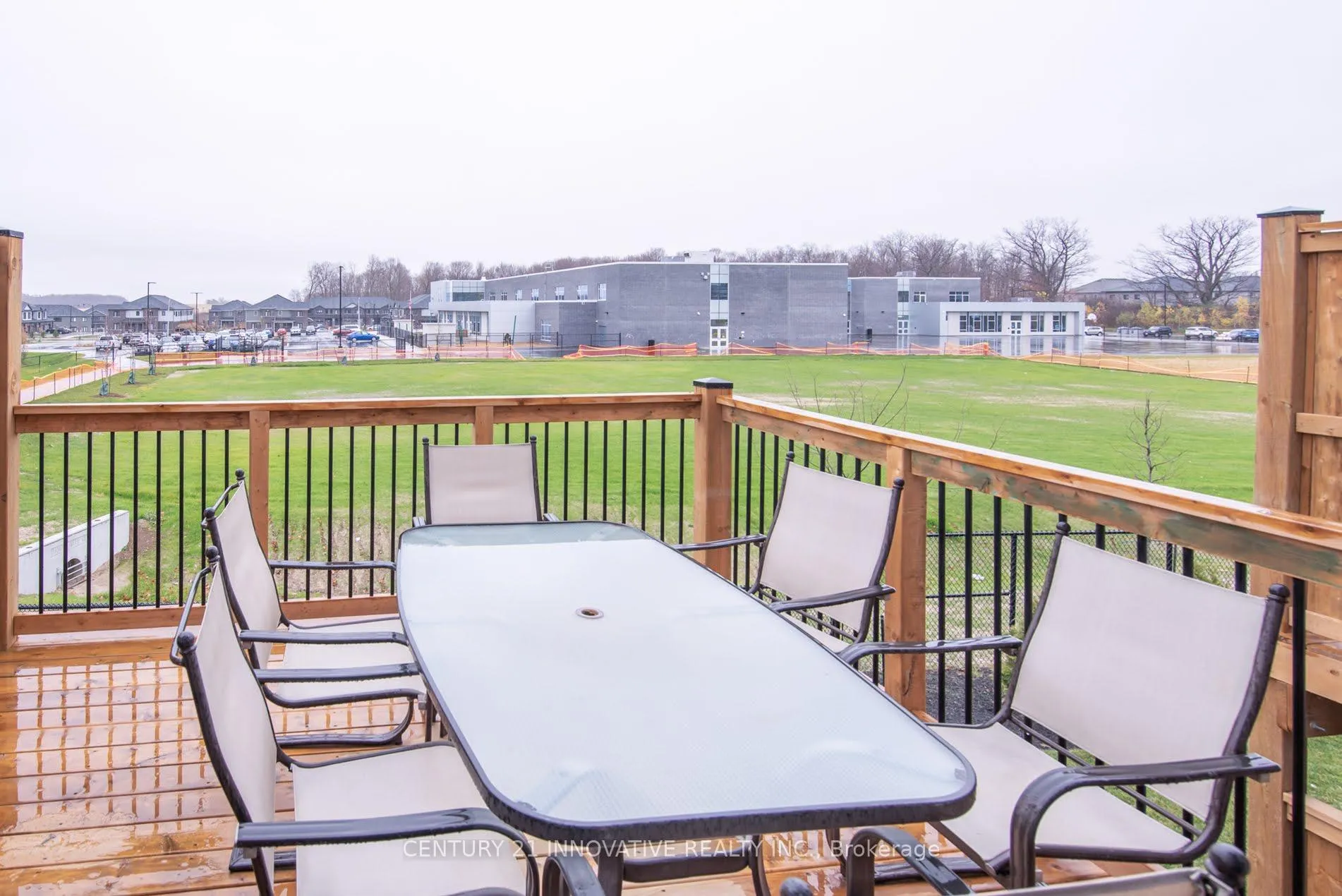 Photo 9 of 92 Pony Way S, Kitchener — HOMEH