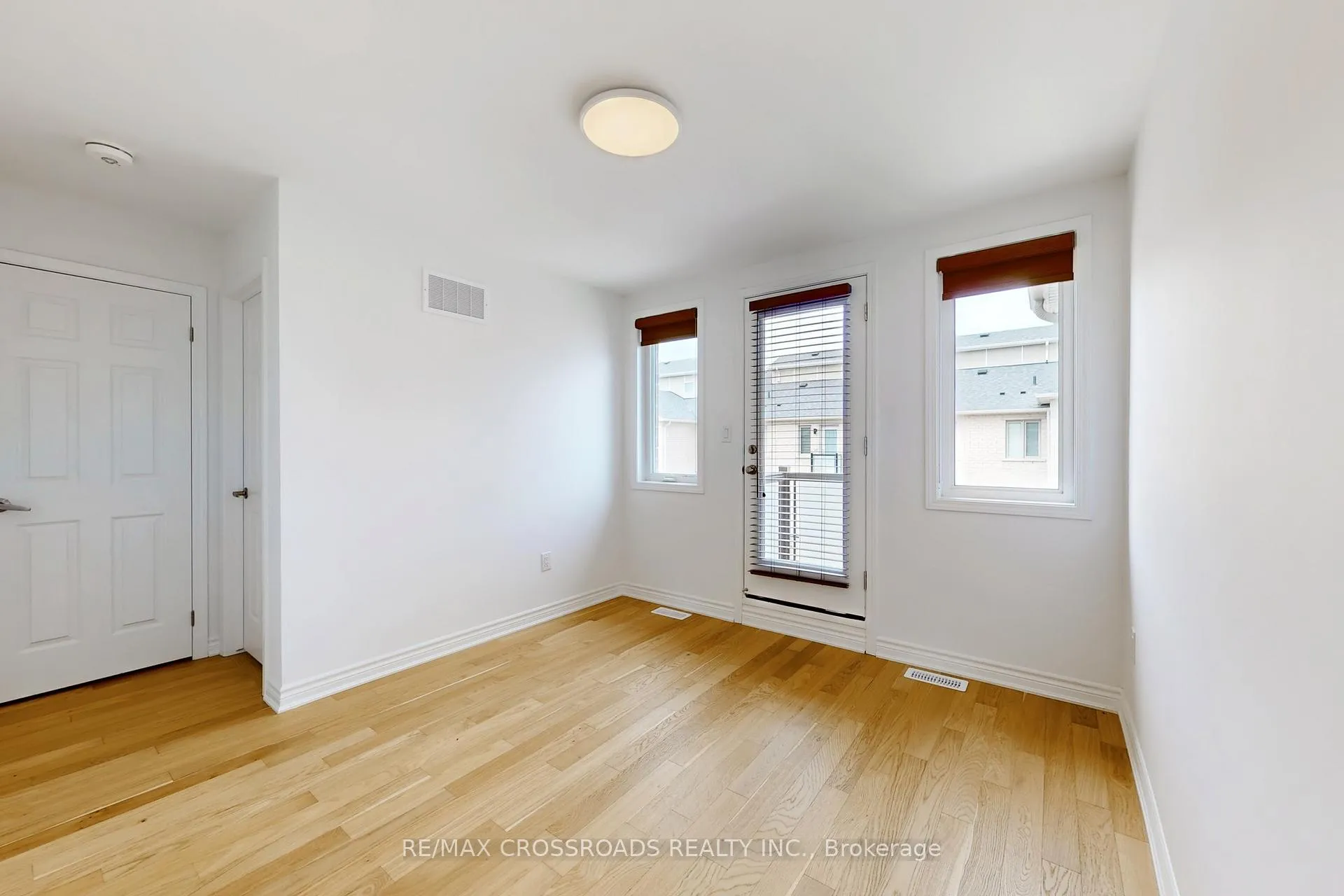 Photo 16 of 34 Avani Avenue, Markham, Rural Markham — HOMEH