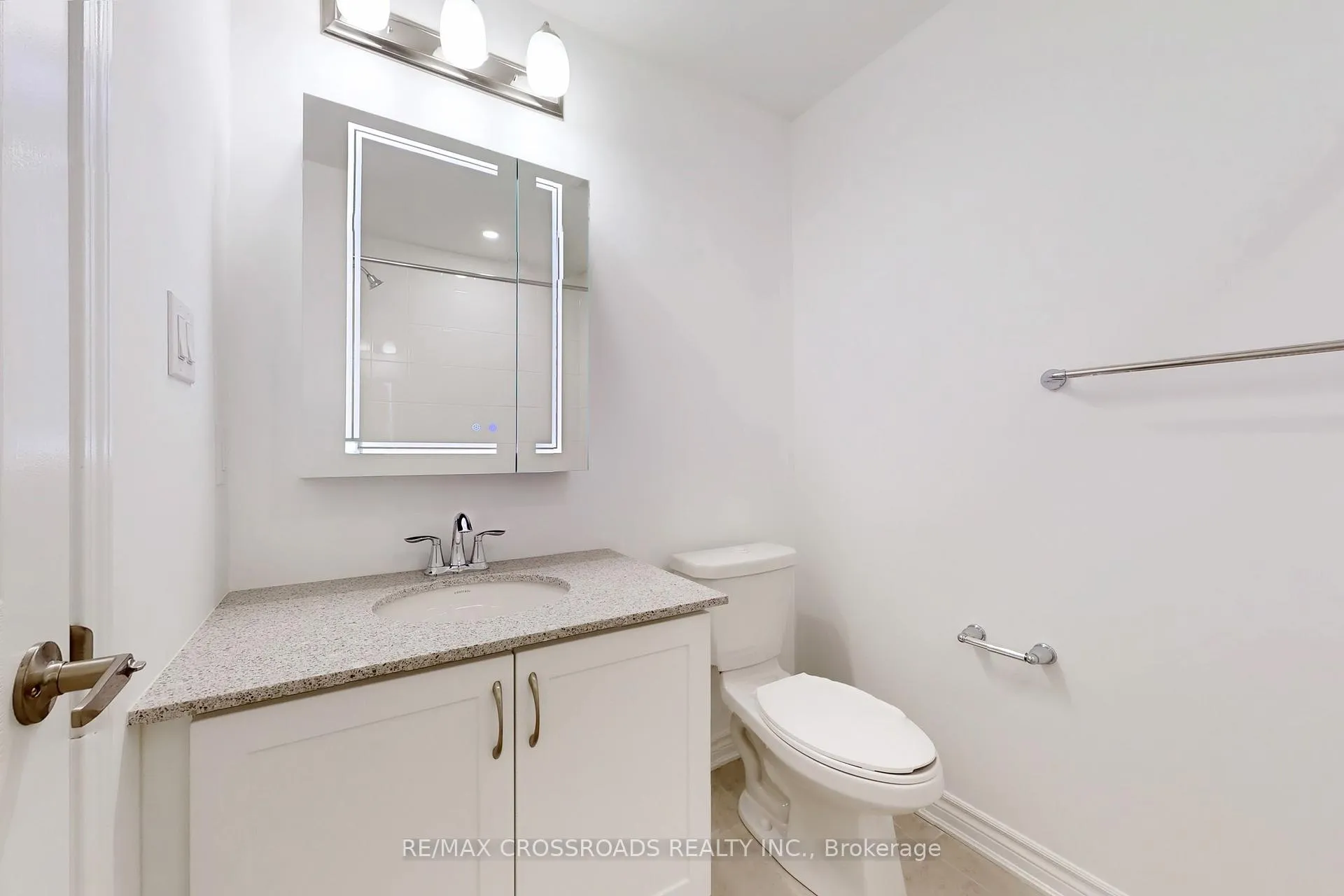 Photo 20 of 34 Avani Avenue, Markham, Rural Markham — HOMEH