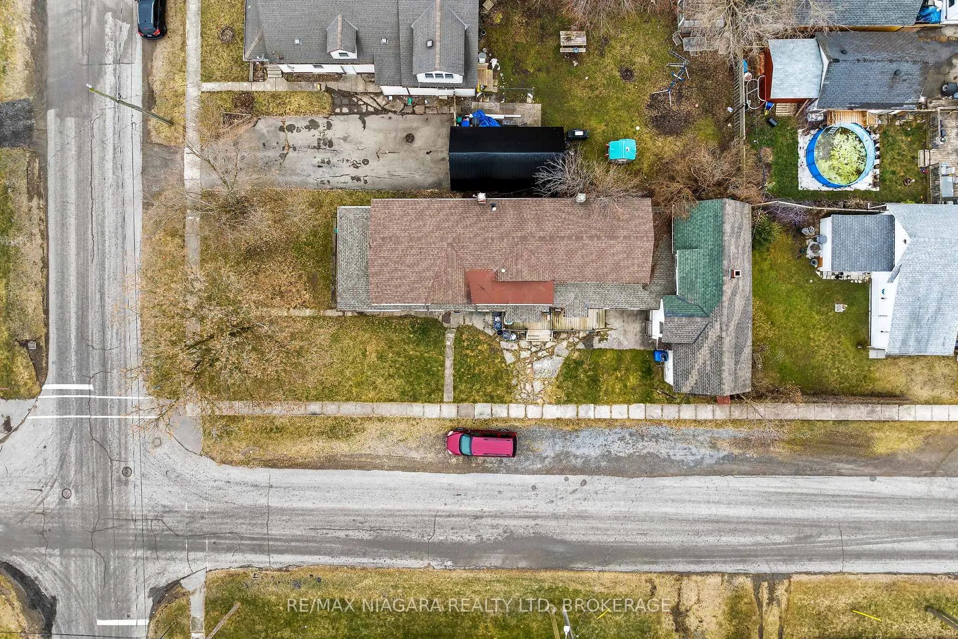 Photo 4 of 48 Johnston Street, Port Colborne, Killaly East — HOMEH