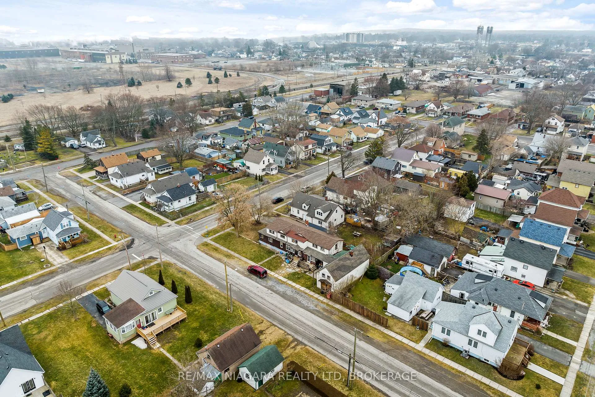 Photo 7 of 48 Johnston Street, Port Colborne, Killaly East — HOMEH