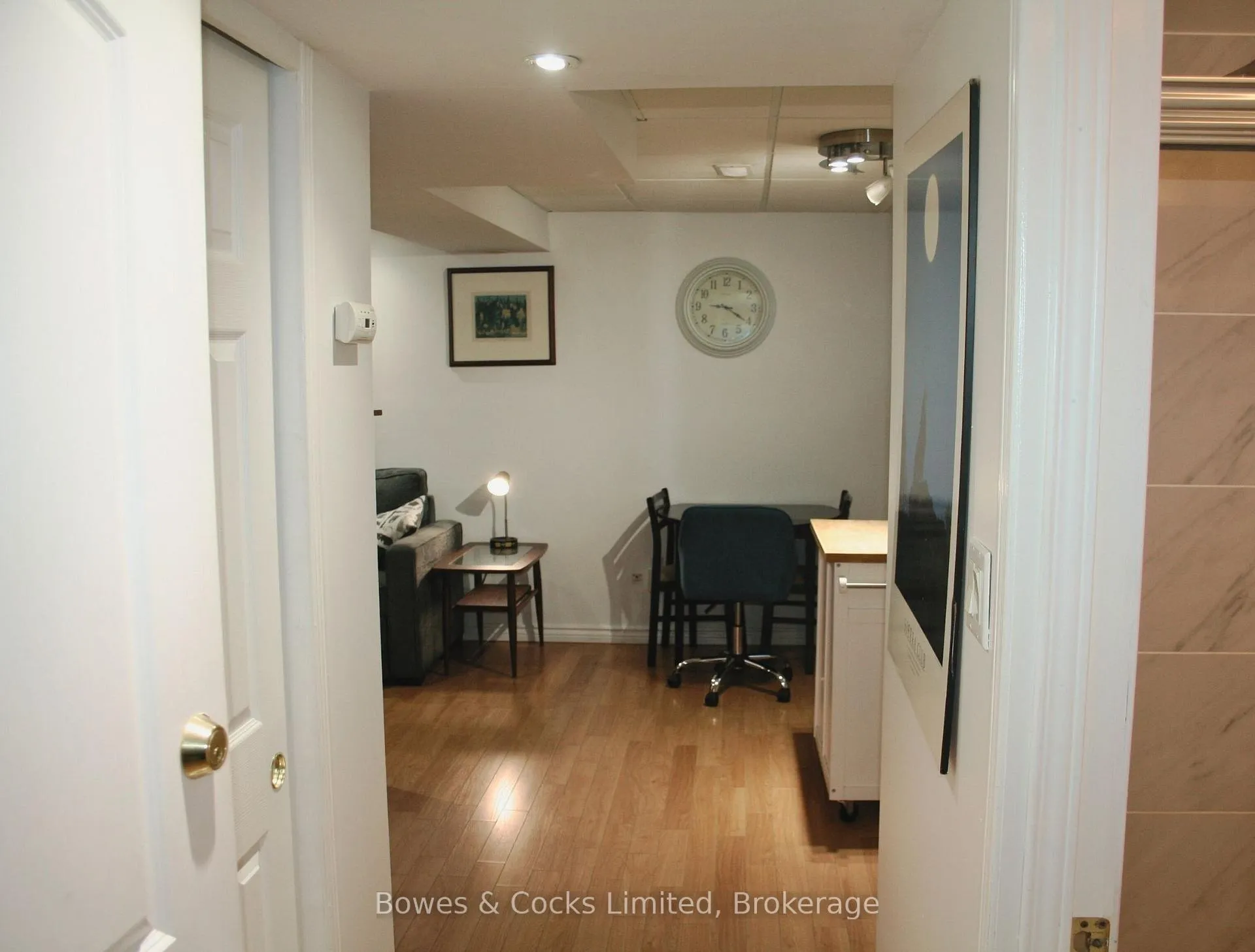 Photo 3 of 350 Braidwood Avenue, Peterborough, Otonabee Ward 1 — HOMEH