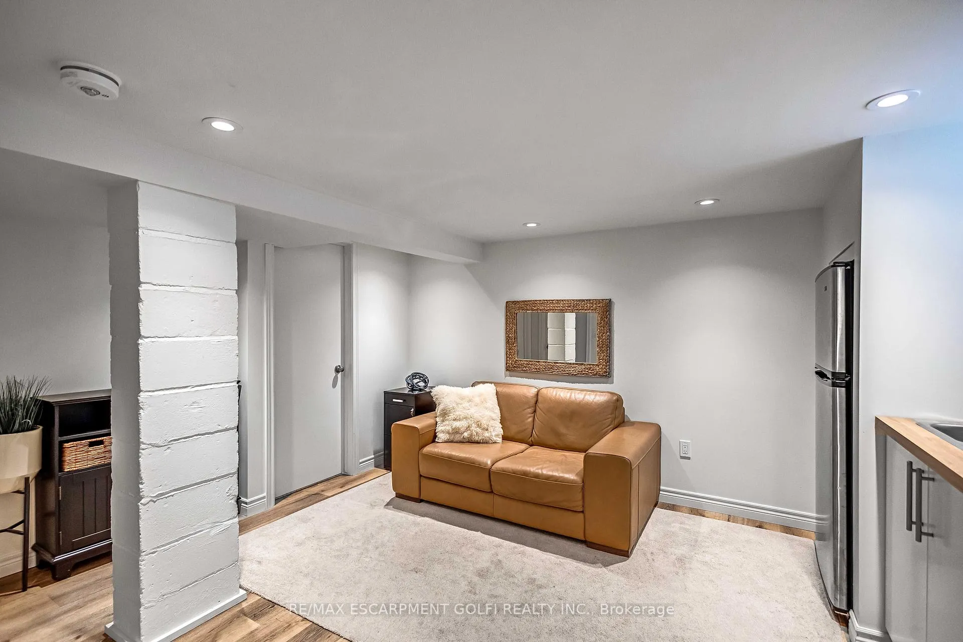 Photo 23 of 208 East 21st Street, Hamilton, Eastmount — HOMEH