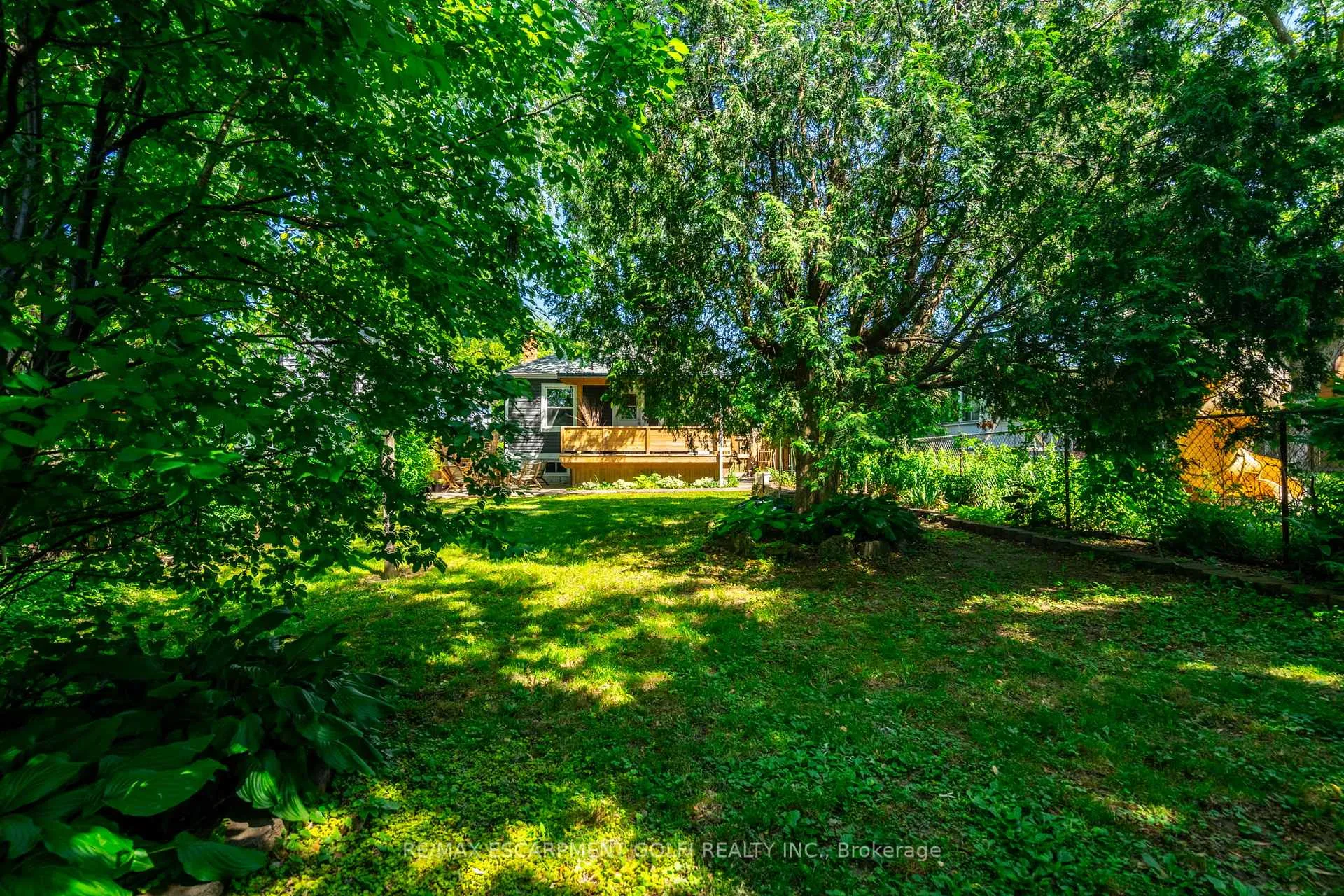 Photo 37 of 208 East 21st Street, Hamilton, Eastmount — HOMEH