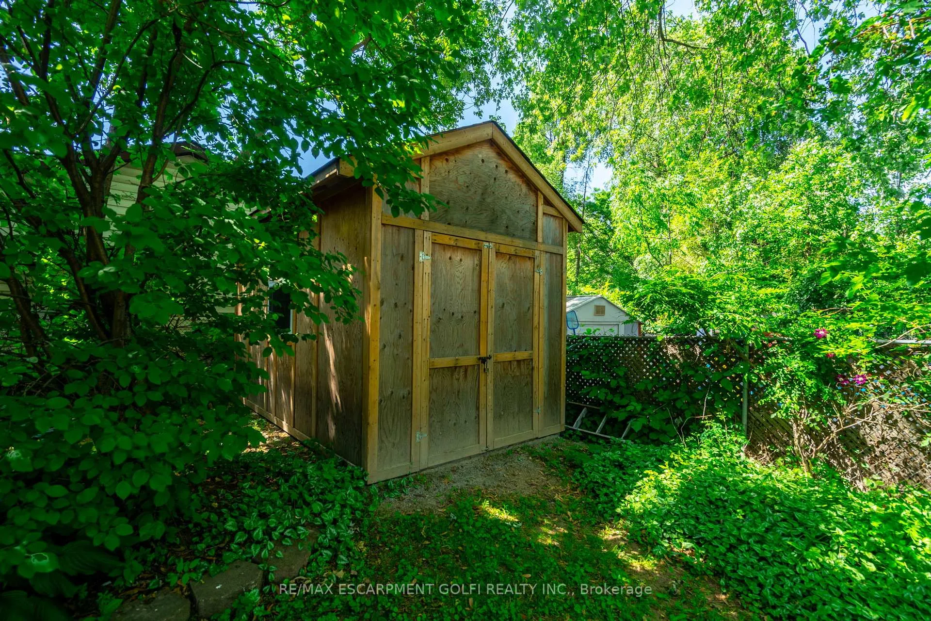 Photo 38 of 208 East 21st Street, Hamilton, Eastmount — HOMEH