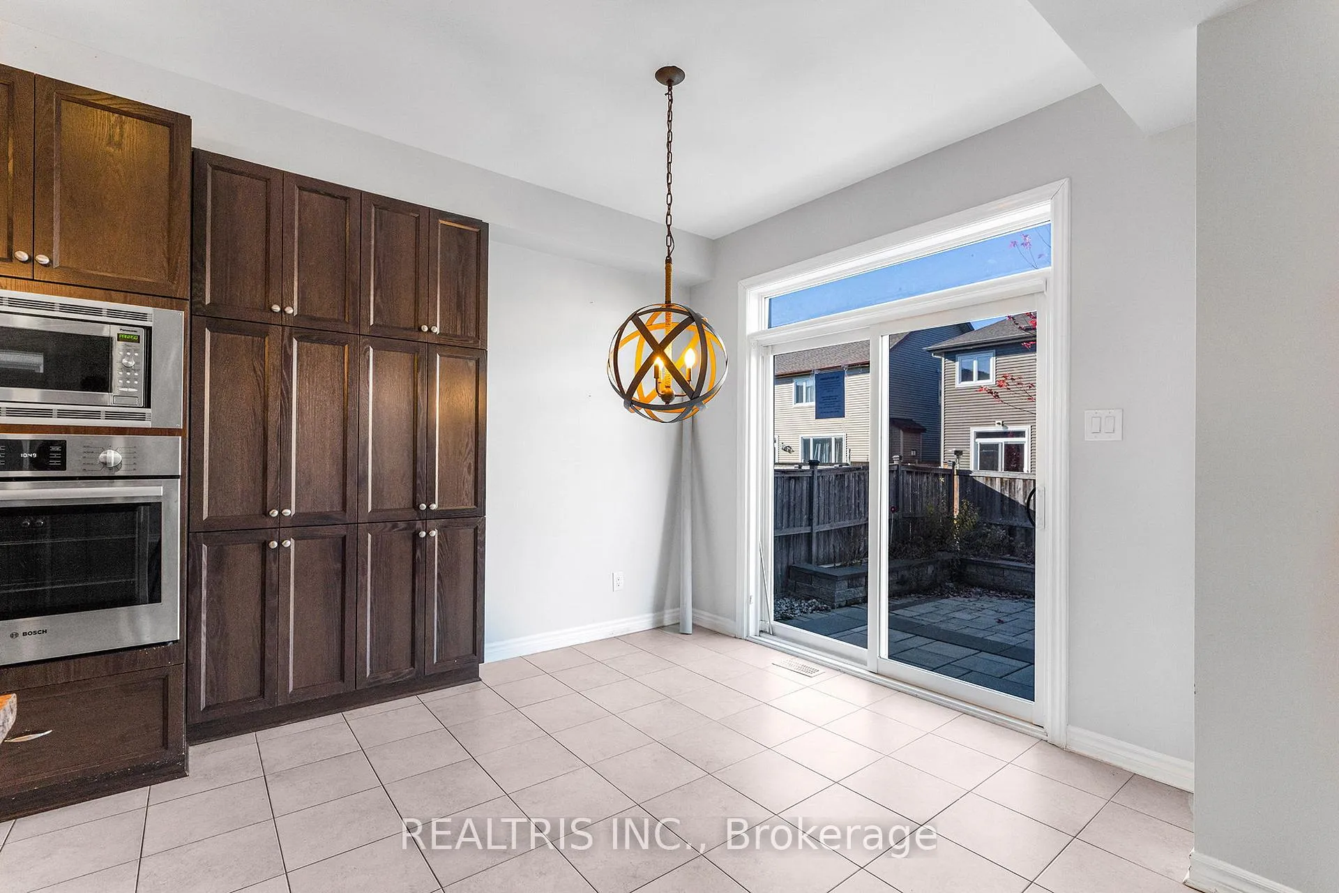 Photo 10 of 471 Creekview Way, Ottawa, Blossom Park/Kemp Park/Findlay Creek — HOMEH