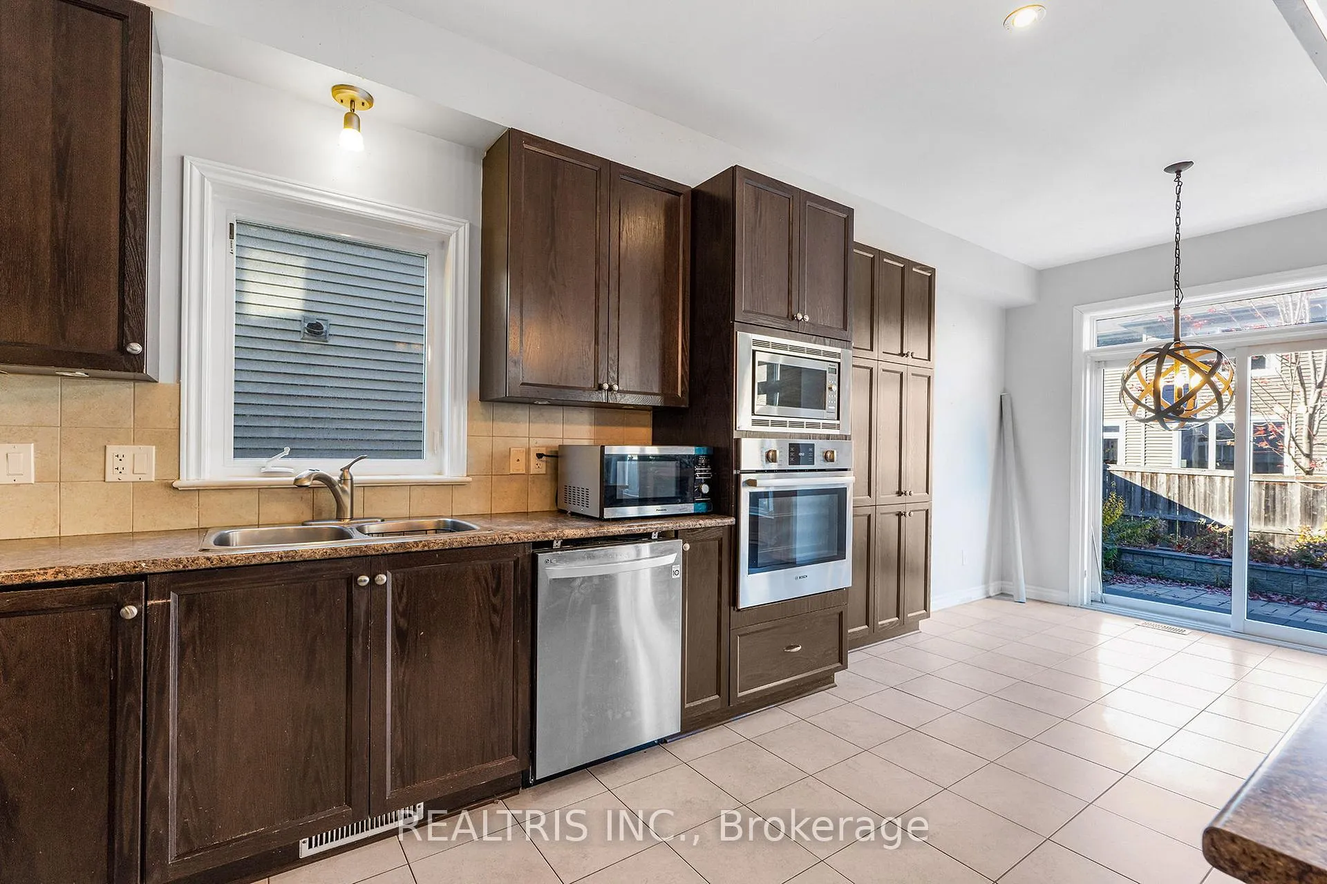 Photo 15 of 471 Creekview Way, Ottawa, Blossom Park/Kemp Park/Findlay Creek — HOMEH