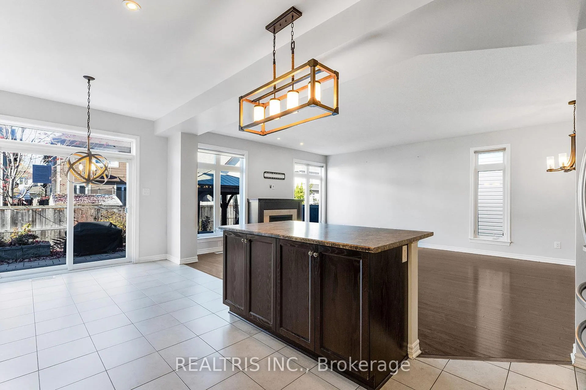 Photo 16 of 471 Creekview Way, Ottawa, Blossom Park/Kemp Park/Findlay Creek — HOMEH