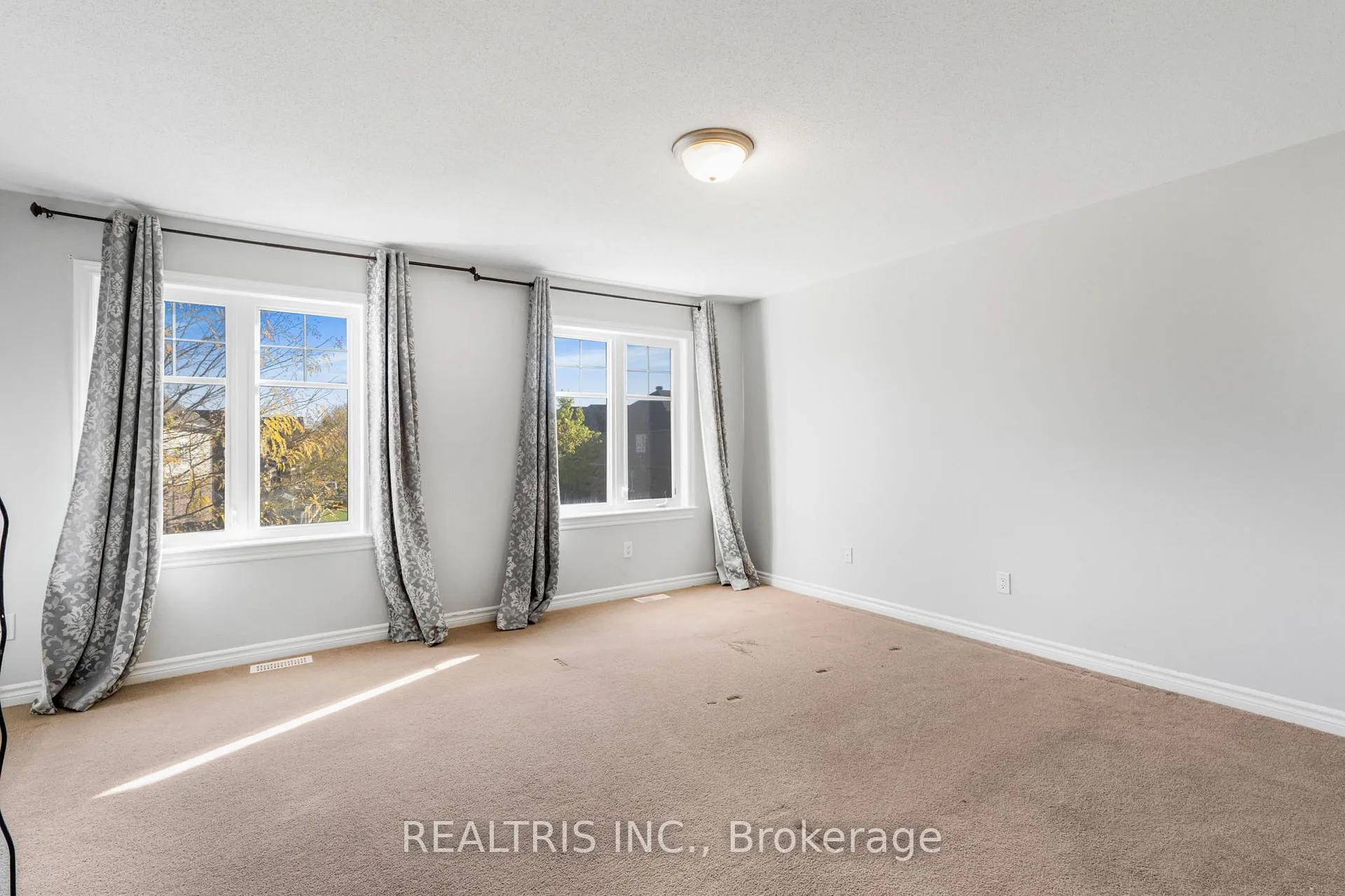 Photo 18 of 471 Creekview Way, Ottawa, Blossom Park/Kemp Park/Findlay Creek — HOMEH