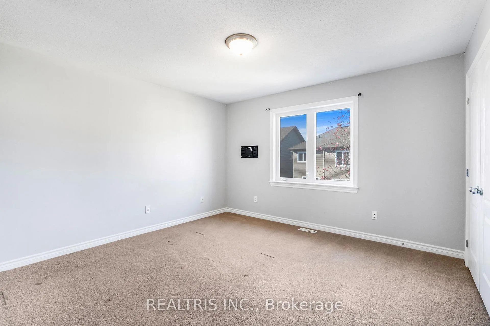 Photo 25 of 471 Creekview Way, Ottawa, Blossom Park/Kemp Park/Findlay Creek — HOMEH