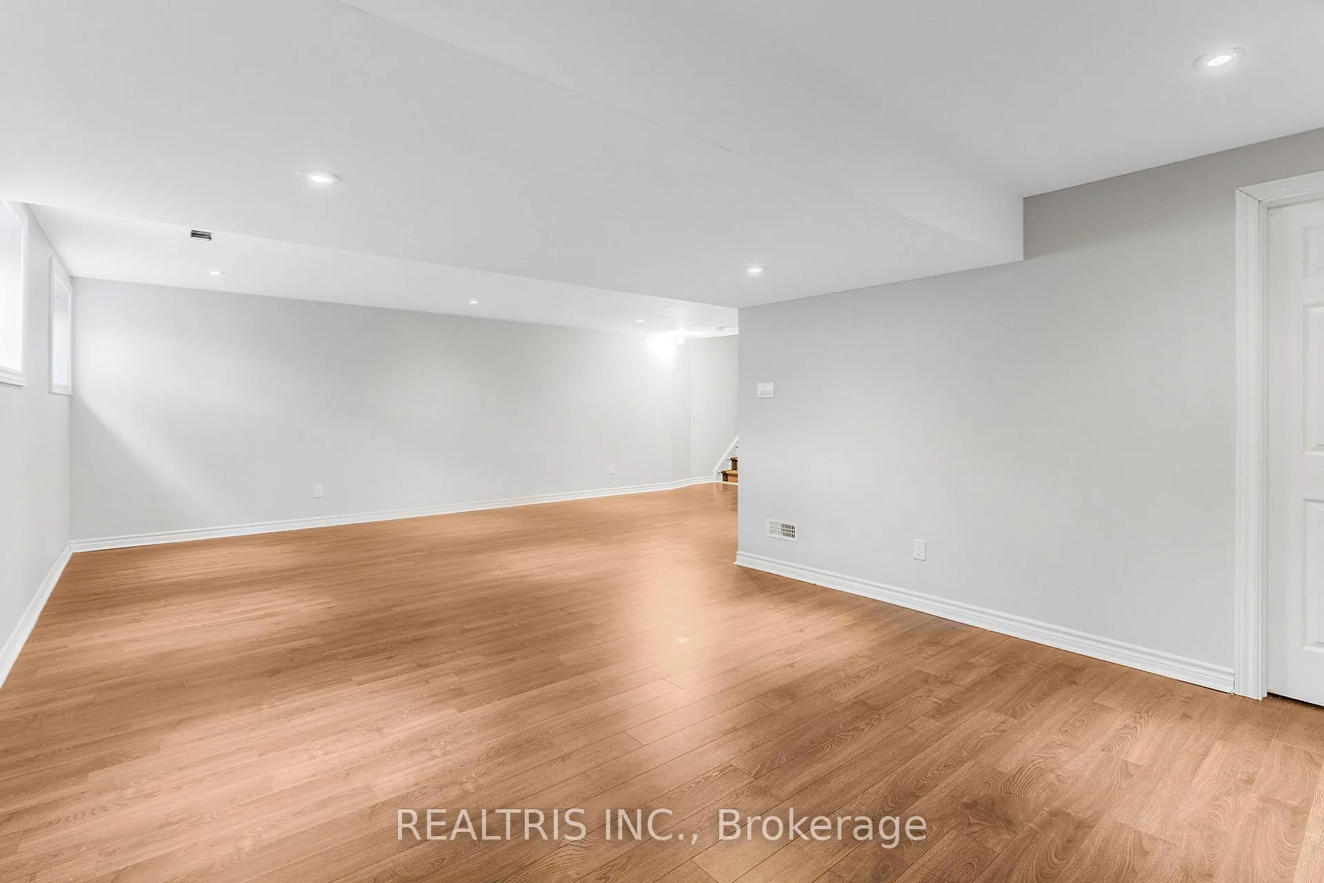 Photo 28 of 471 Creekview Way, Ottawa, Blossom Park/Kemp Park/Findlay Creek — HOMEH