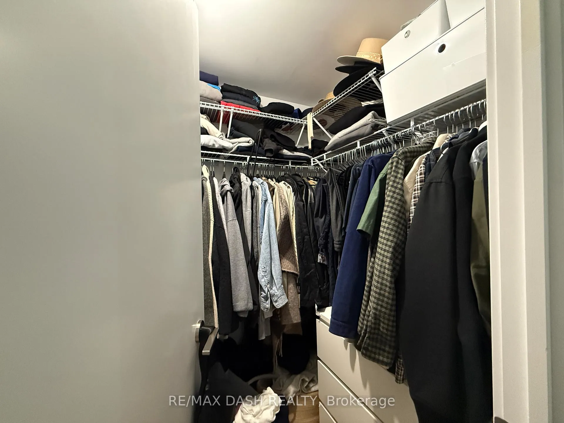 Photo 5 of Unit 413, 170 Chiltern Hill Road, Toronto, Humewood-Cedarvale — HOMEH