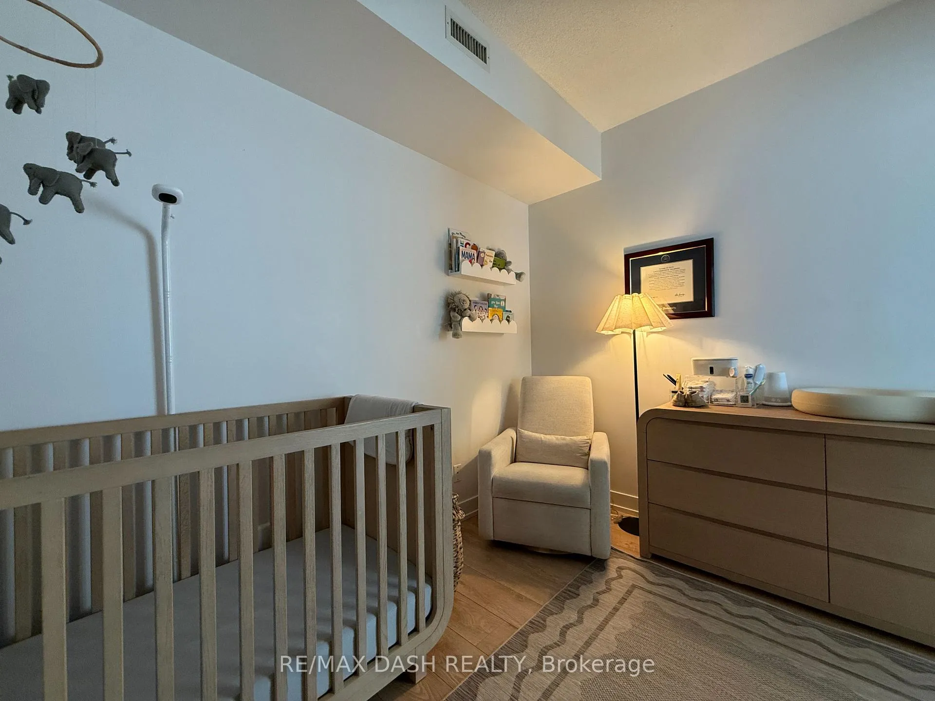 Photo 13 of Unit 413, 170 Chiltern Hill Road, Toronto, Humewood-Cedarvale — HOMEH