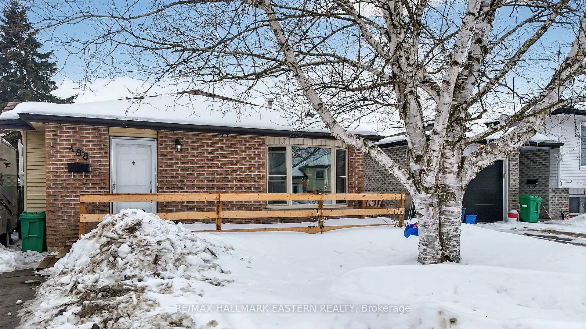 Front of 488 Crystal Drive