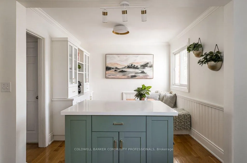 Photo 12 of 100 Graham Avenue S, Hamilton, Delta — HOMEH