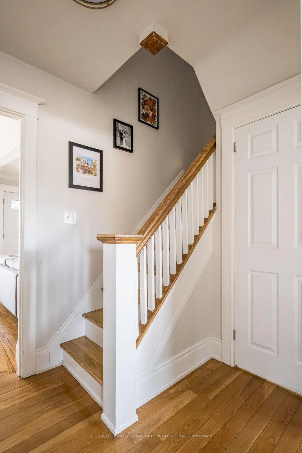 Photo 31 of 100 Graham Avenue S, Hamilton, Delta — HOMEH
