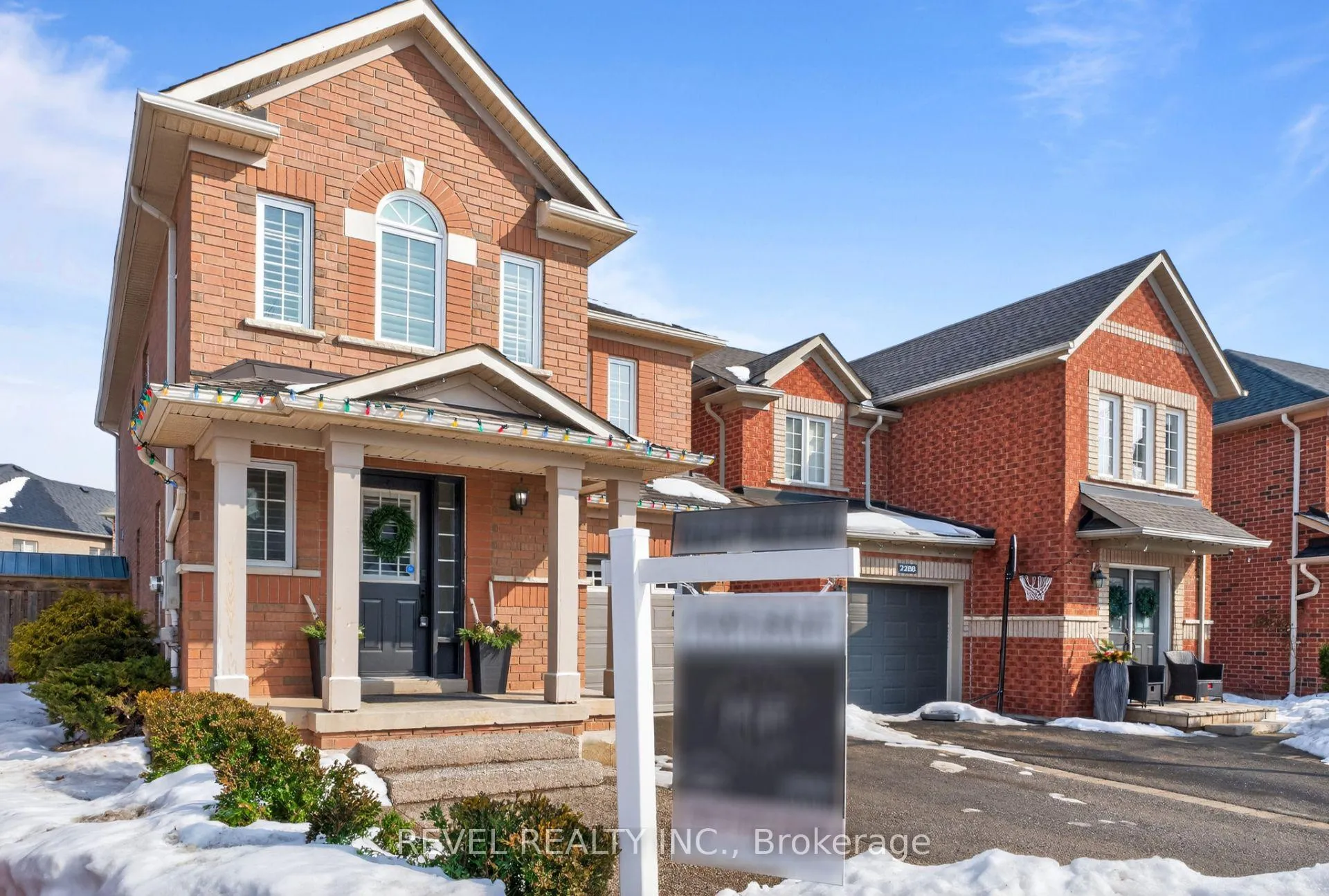 Photo 1 of 2286 Seton Crescent, Burlington, Orchard — HOMEH
