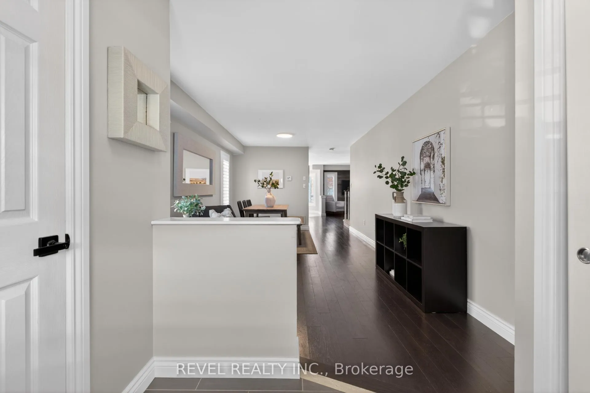 Photo 3 of 2286 Seton Crescent, Burlington, Orchard — HOMEH