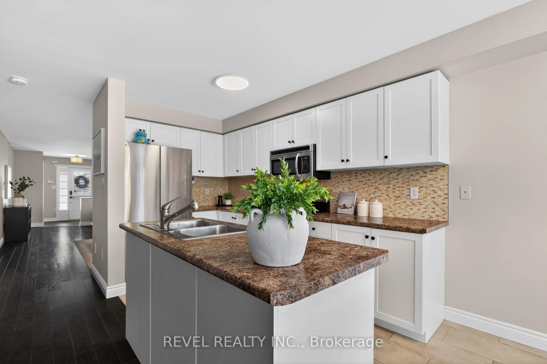 Photo 10 of 2286 Seton Crescent, Burlington, Orchard — HOMEH