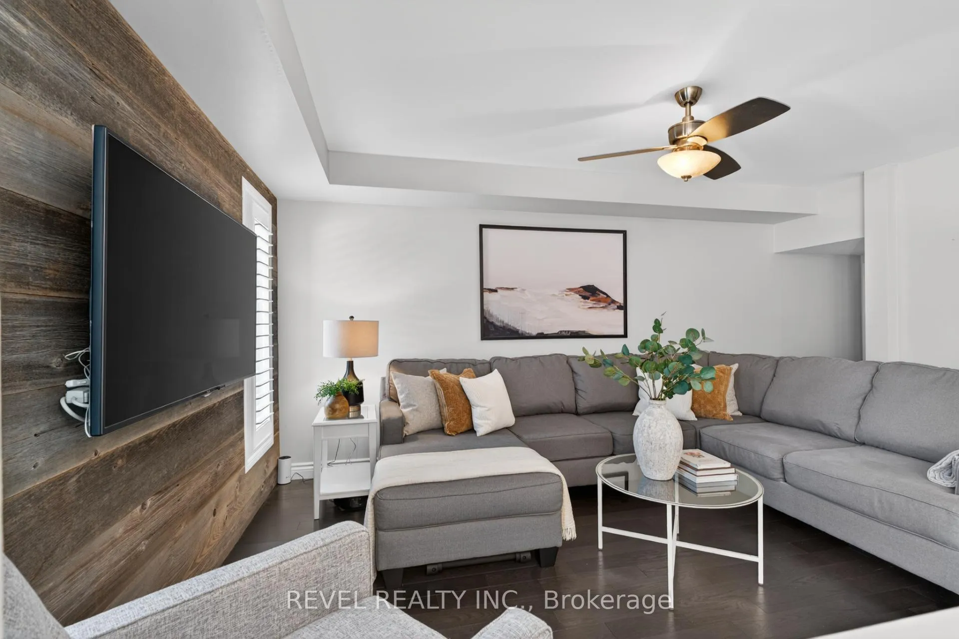 Photo 12 of 2286 Seton Crescent, Burlington, Orchard — HOMEH