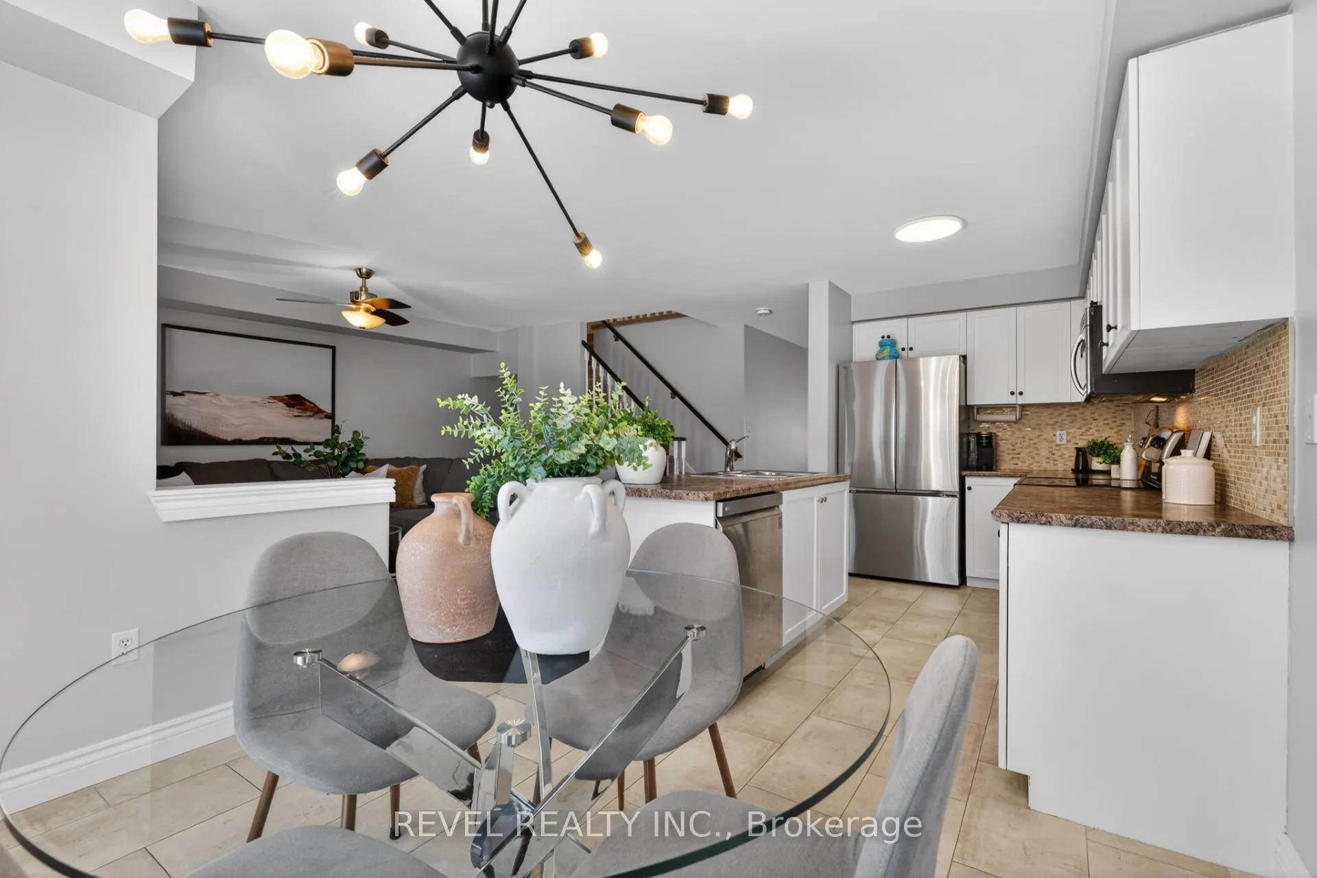 Photo 15 of 2286 Seton Crescent, Burlington, Orchard — HOMEH