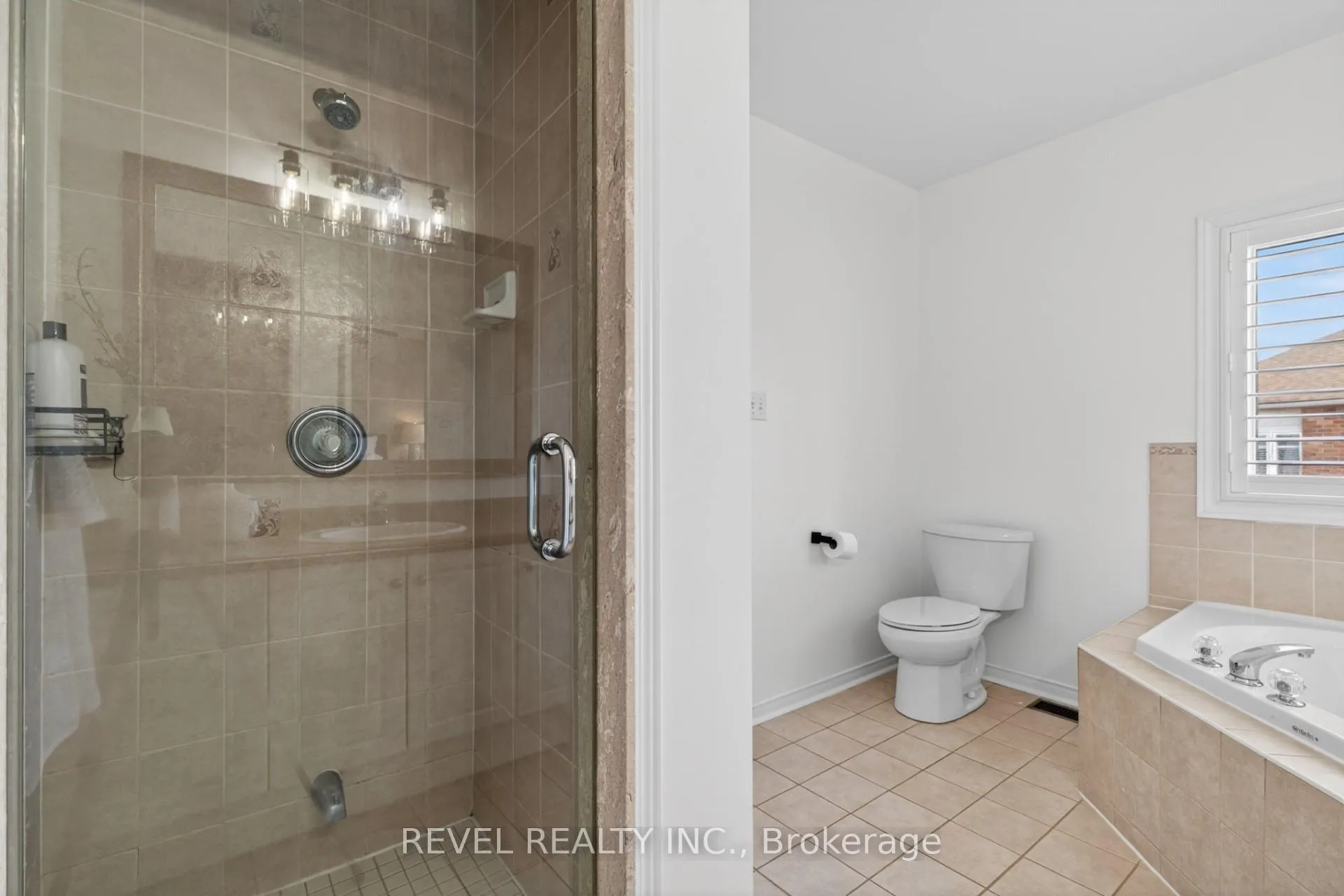 Photo 20 of 2286 Seton Crescent, Burlington, Orchard — HOMEH