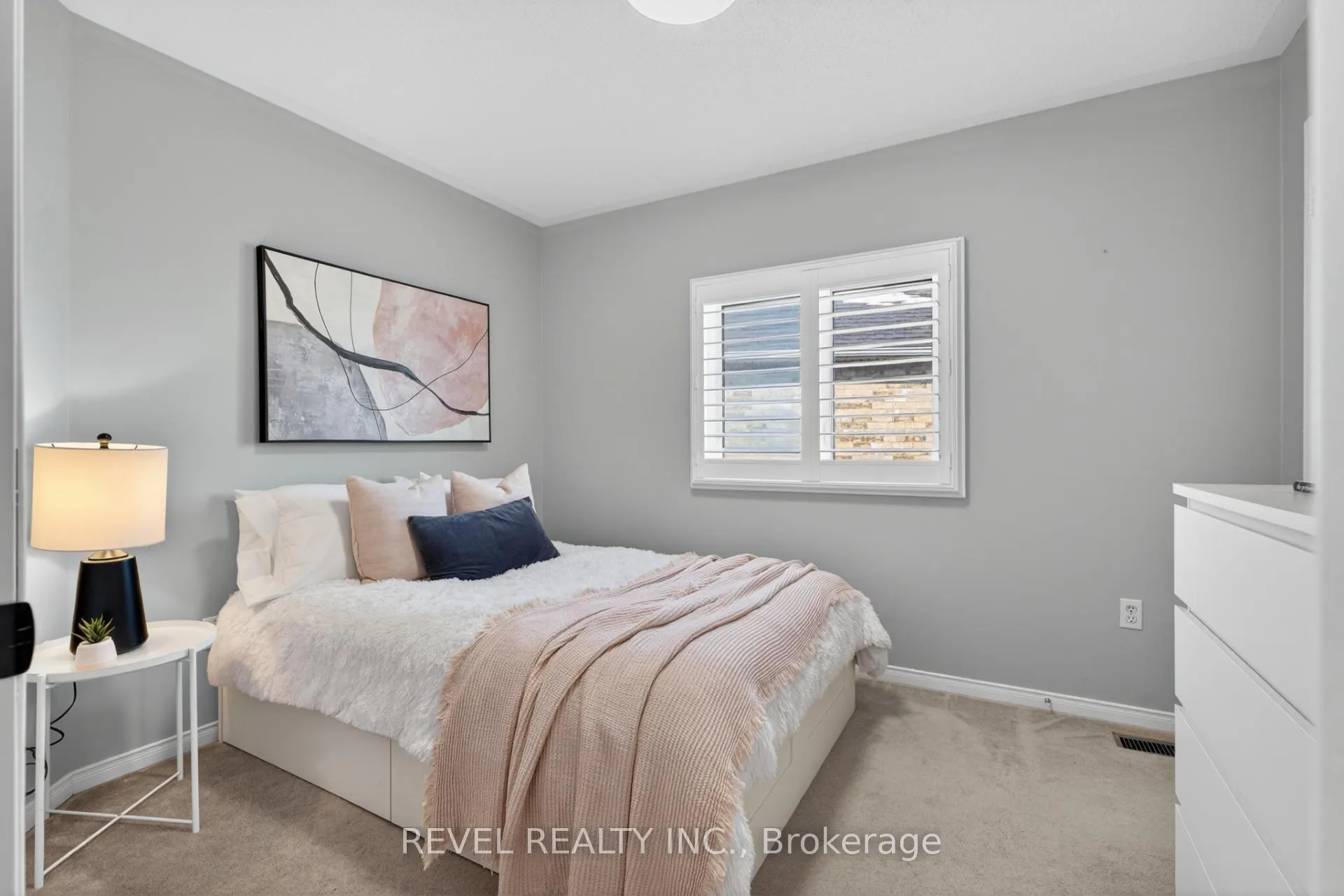 Photo 23 of 2286 Seton Crescent, Burlington, Orchard — HOMEH