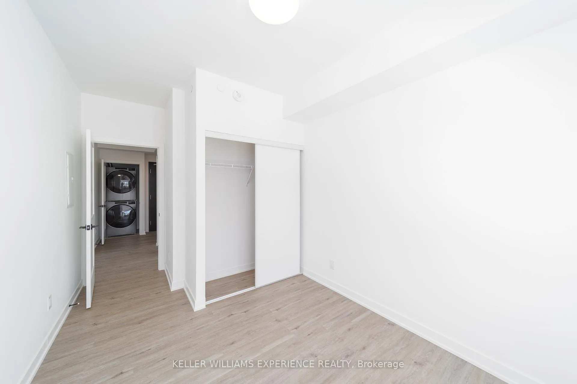 Photo 14 of Unit 305, 56 Lakeside Terrace, Barrie, Little Lake — HOMEH