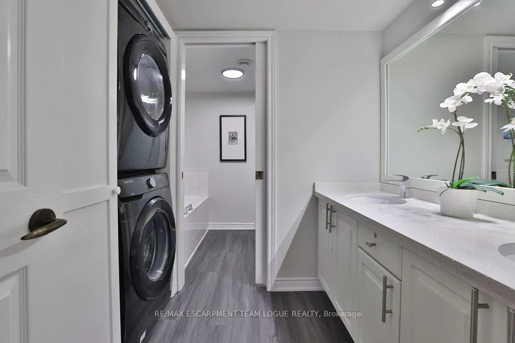Photo 19 of Unit 211, 2010 Cleaver Avenue, Burlington, Headon — HOMEH