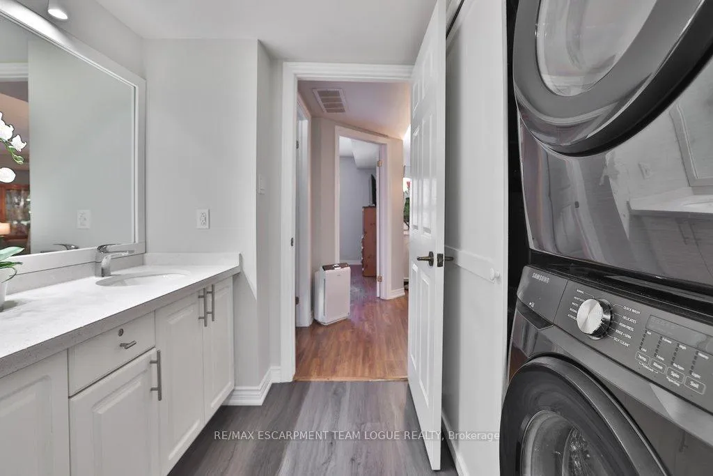 Photo 20 of Unit 211, 2010 Cleaver Avenue, Burlington, Headon — HOMEH