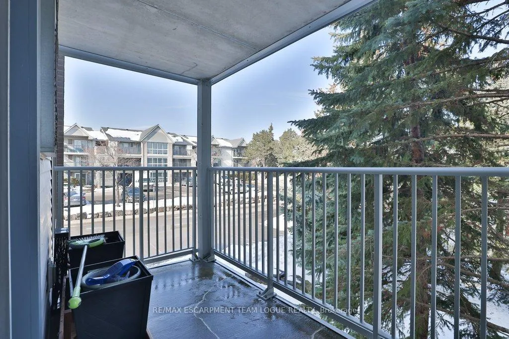 Photo 23 of Unit 211, 2010 Cleaver Avenue, Burlington, Headon — HOMEH