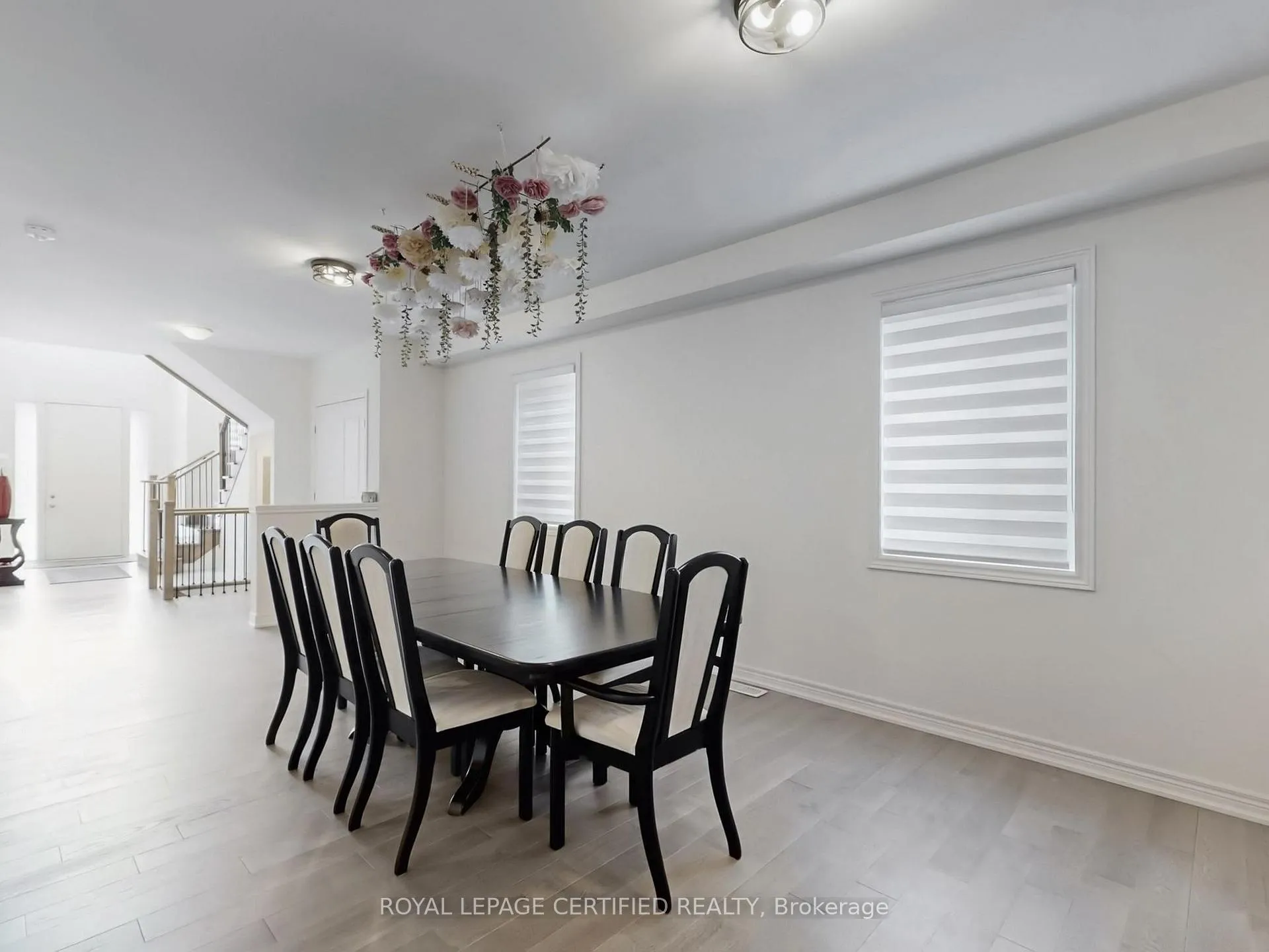 Photo 8 of 151 Whittington Drive, Hamilton, Meadowlands — HOMEH
