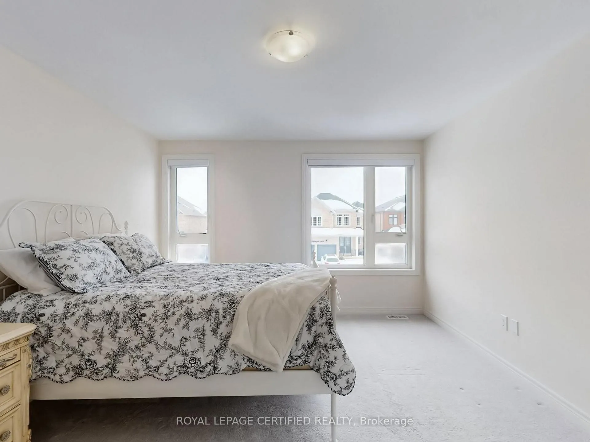 Photo 19 of 151 Whittington Drive, Hamilton, Meadowlands — HOMEH