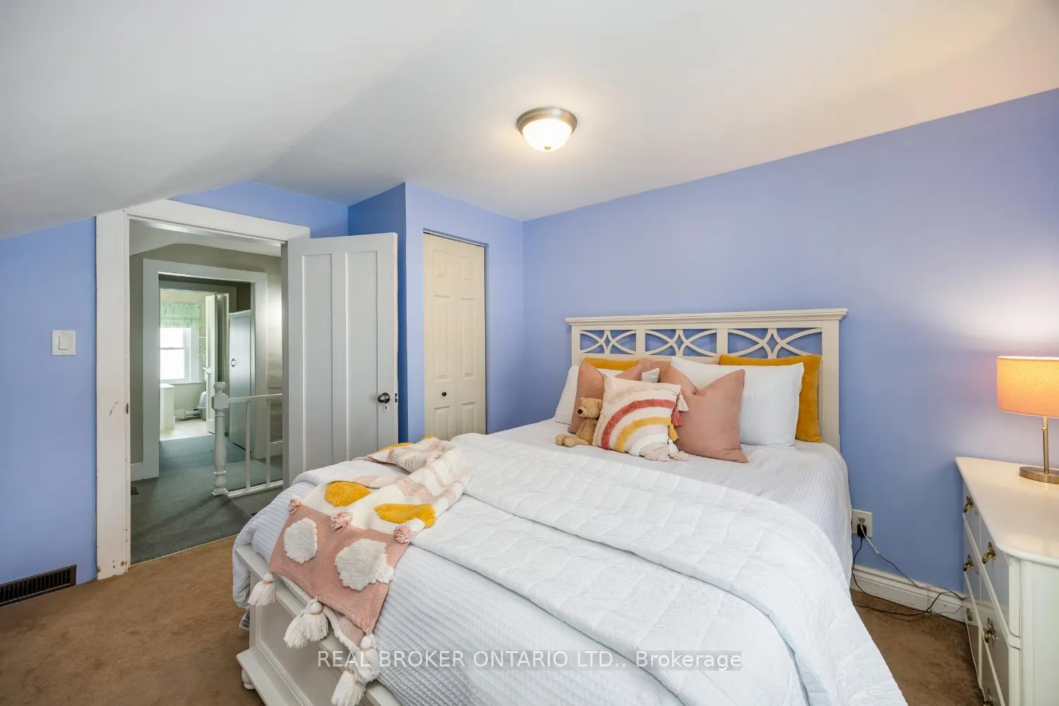 Photo 25 of 11 Mill Street, Clarington, Orono — HOMEH