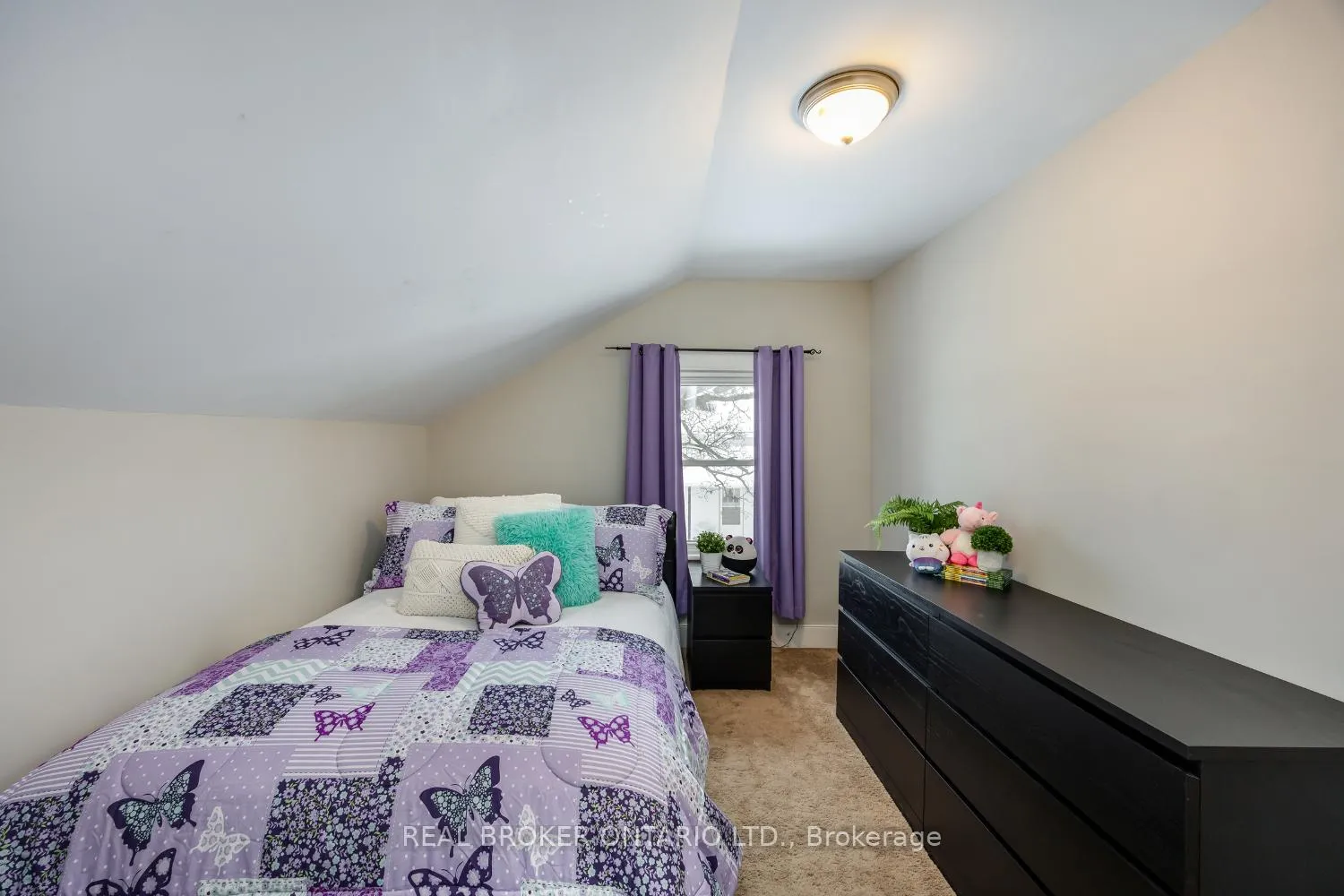 Photo 27 of 11 Mill Street, Clarington, Orono — HOMEH