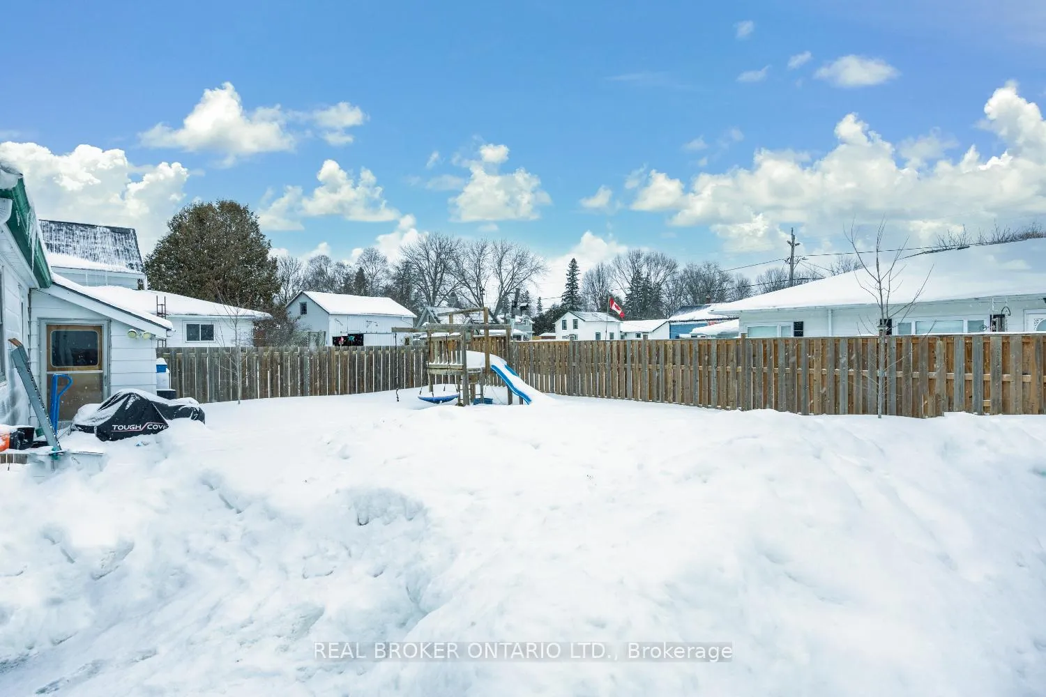 Photo 31 of 11 Mill Street, Clarington, Orono — HOMEH