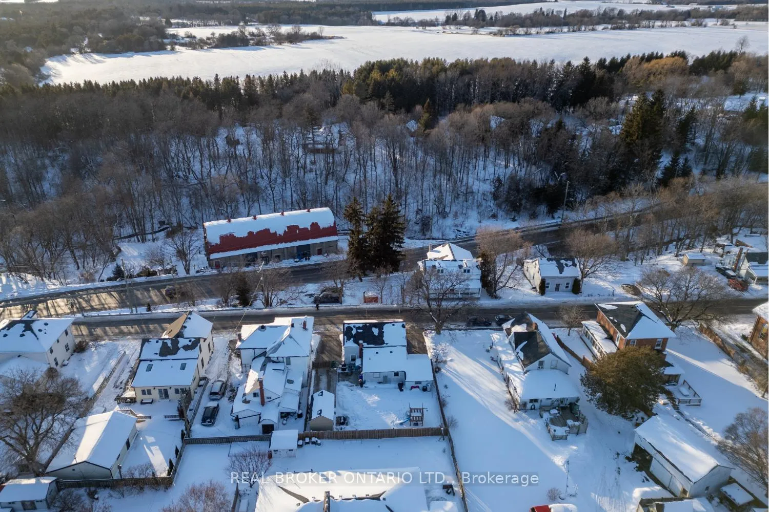 Photo 35 of 11 Mill Street, Clarington, Orono — HOMEH