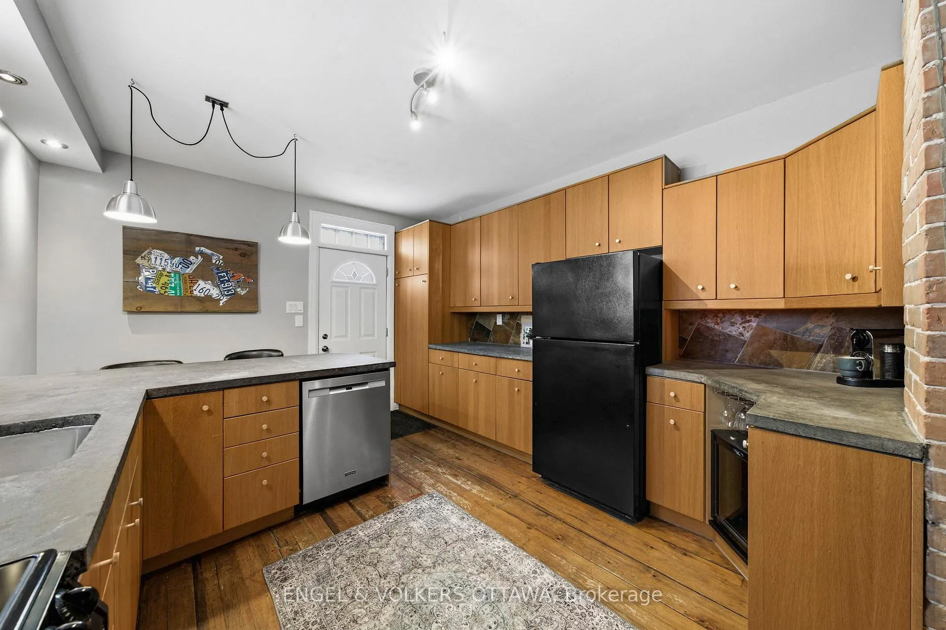 Photo 15 of 83 Eccles Street, Ottawa, West Centre Town — HOMEH