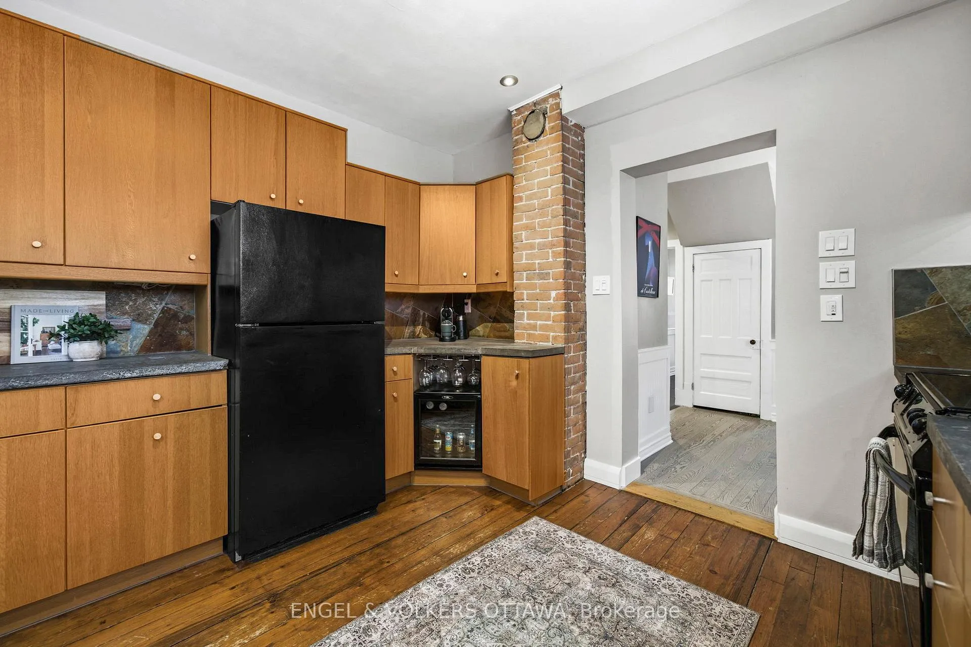 Photo 21 of 83 Eccles Street, Ottawa, West Centre Town — HOMEH