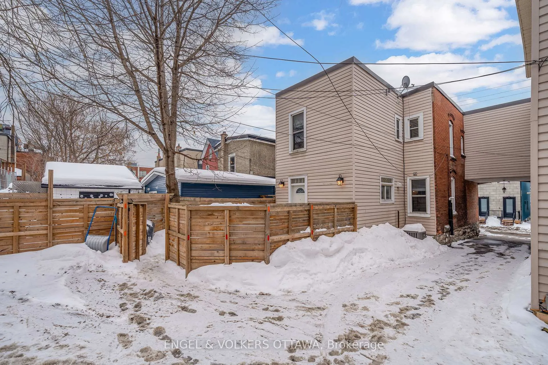 Photo 37 of 83 Eccles Street, Ottawa, West Centre Town — HOMEH