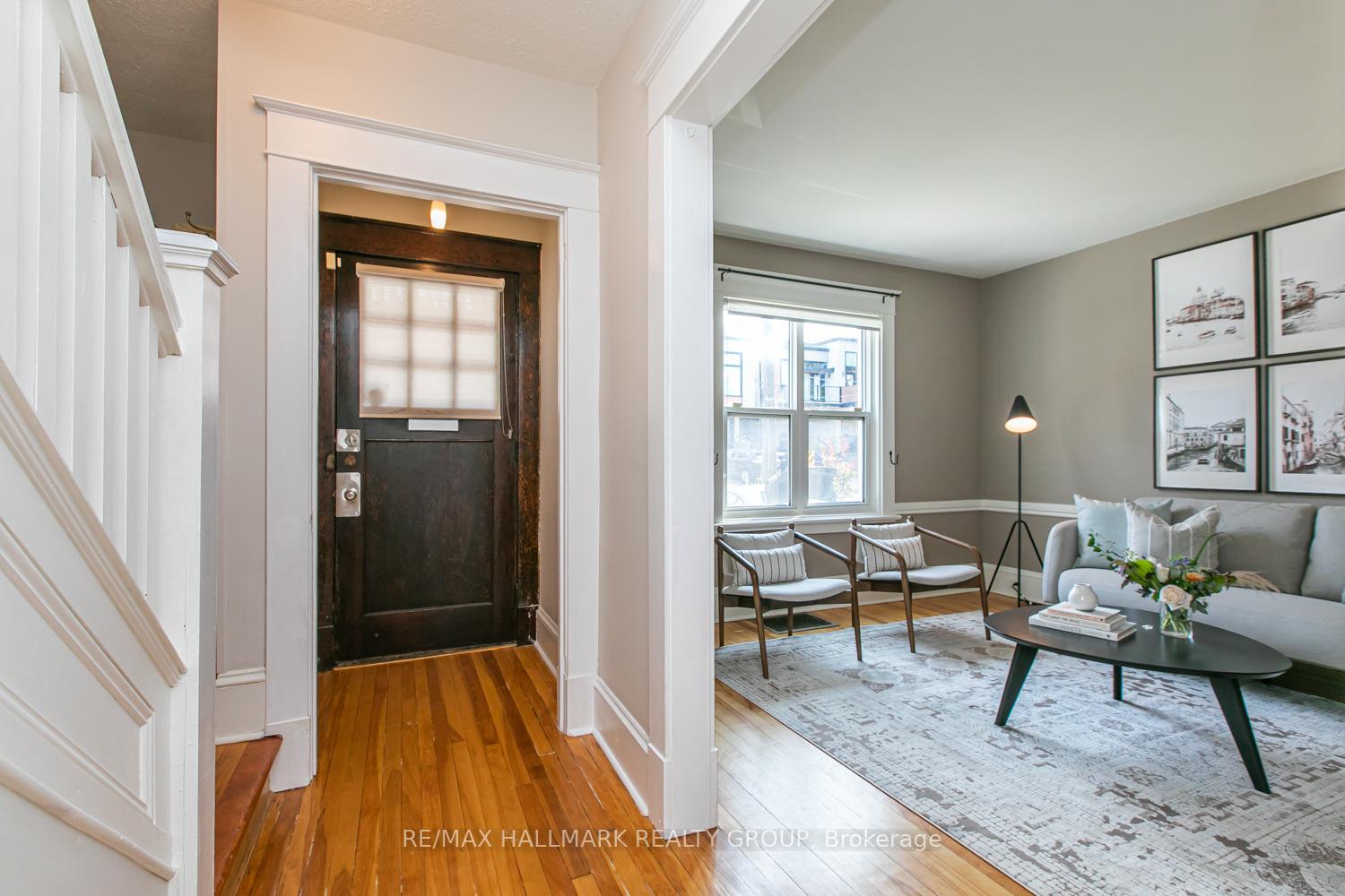 Photo 3 of 636 Chapel Street, Ottawa, Sandy Hill — HOMEH
