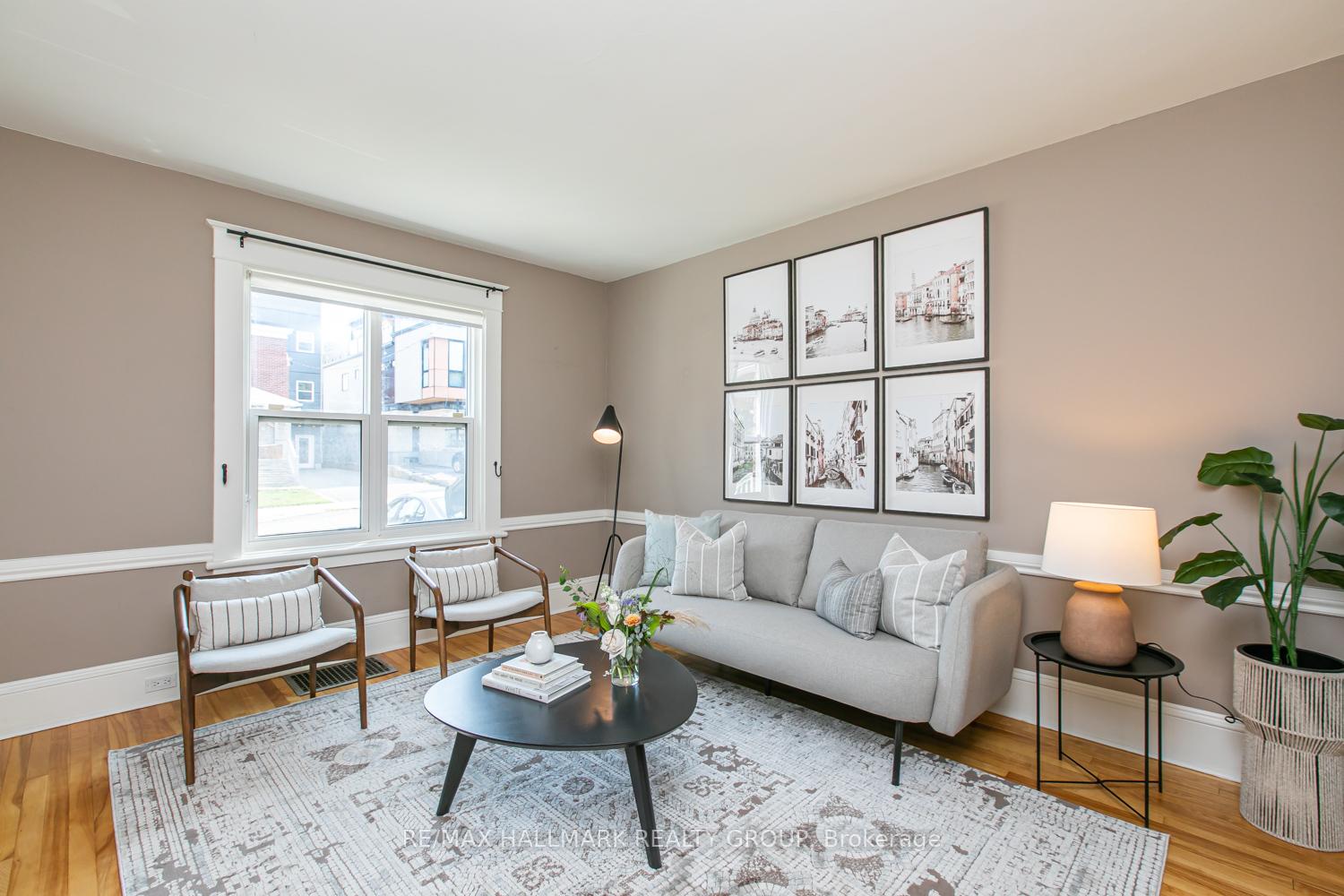 Photo 4 of 636 Chapel Street, Ottawa, Sandy Hill — HOMEH