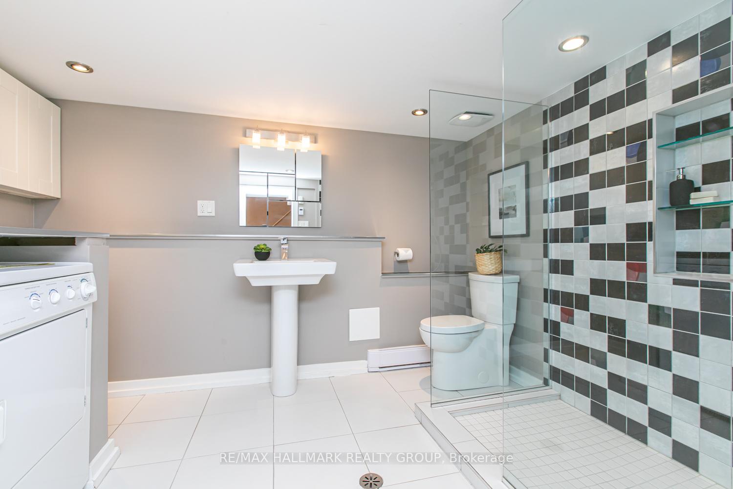Photo 24 of 636 Chapel Street, Ottawa, Sandy Hill — HOMEH