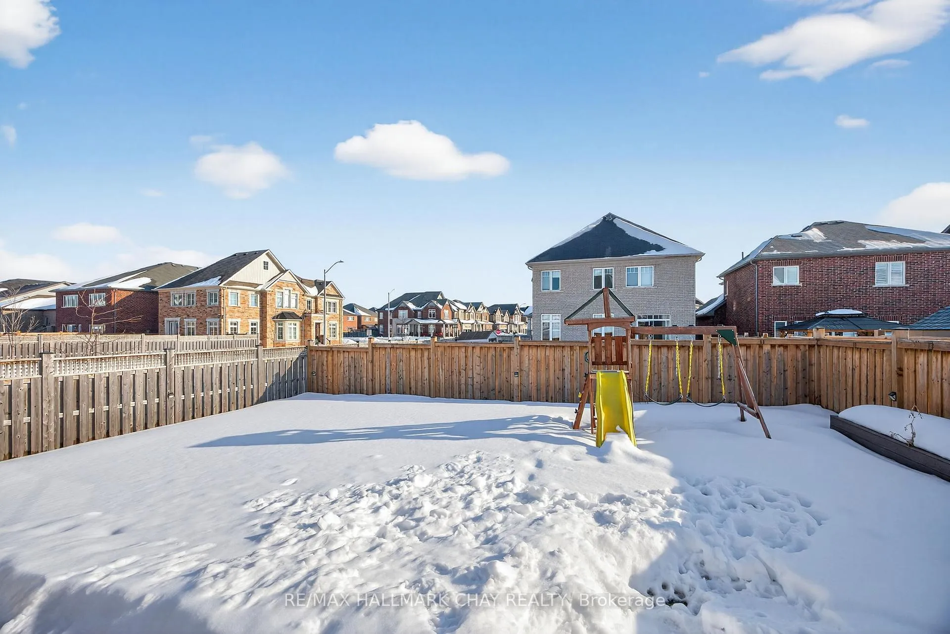 Photo 38 of 997 Barton Way, Innisfil, Rural Innisfil — HOMEH