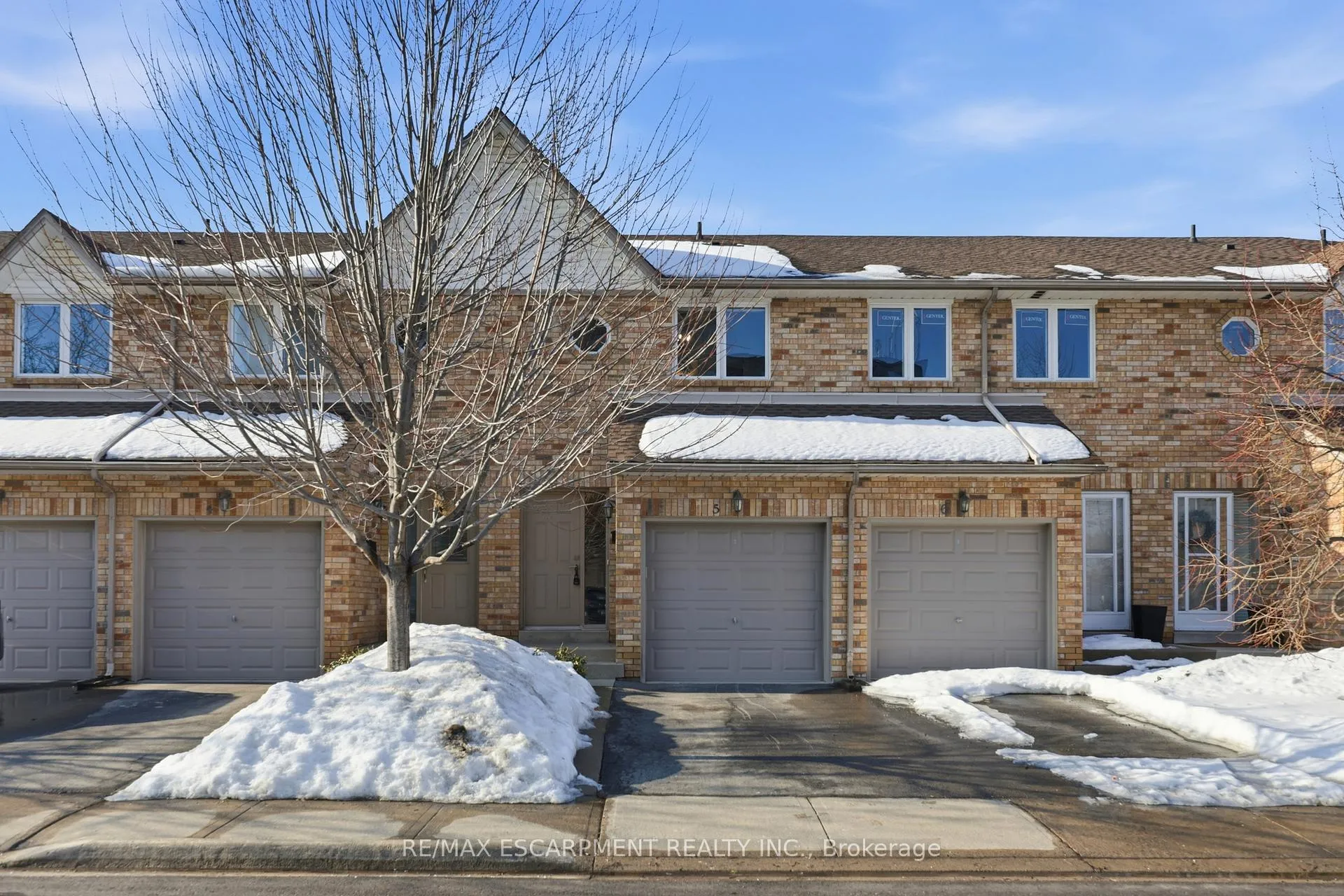 Photo 1 of Unit 5, 2015 Cleaver Avenue, Burlington, Headon — HOMEH