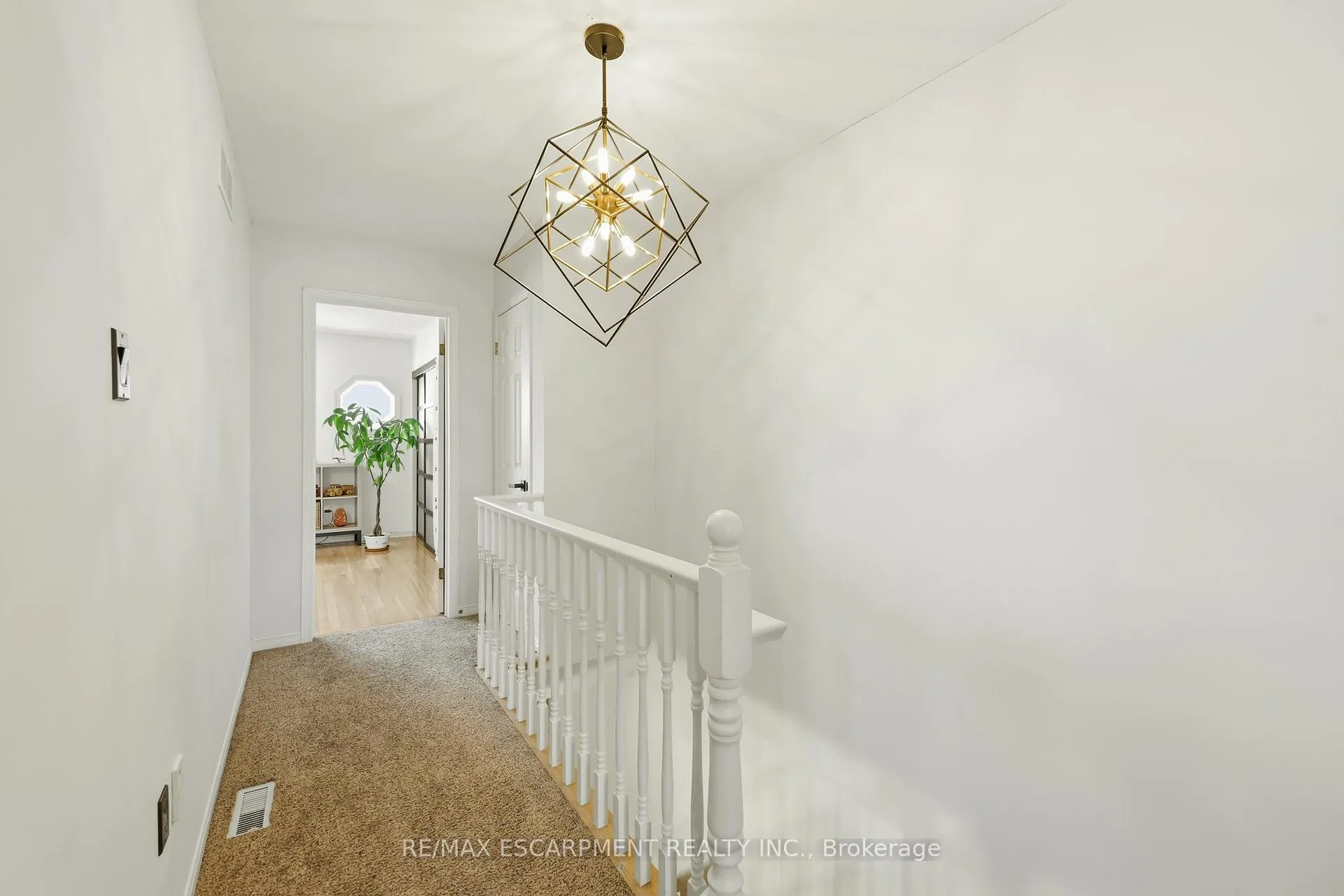 Photo 19 of Unit 5, 2015 Cleaver Avenue, Burlington, Headon — HOMEH