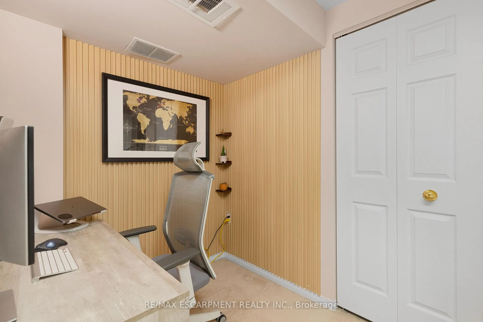 Photo 26 of Unit 5, 2015 Cleaver Avenue, Burlington, Headon — HOMEH