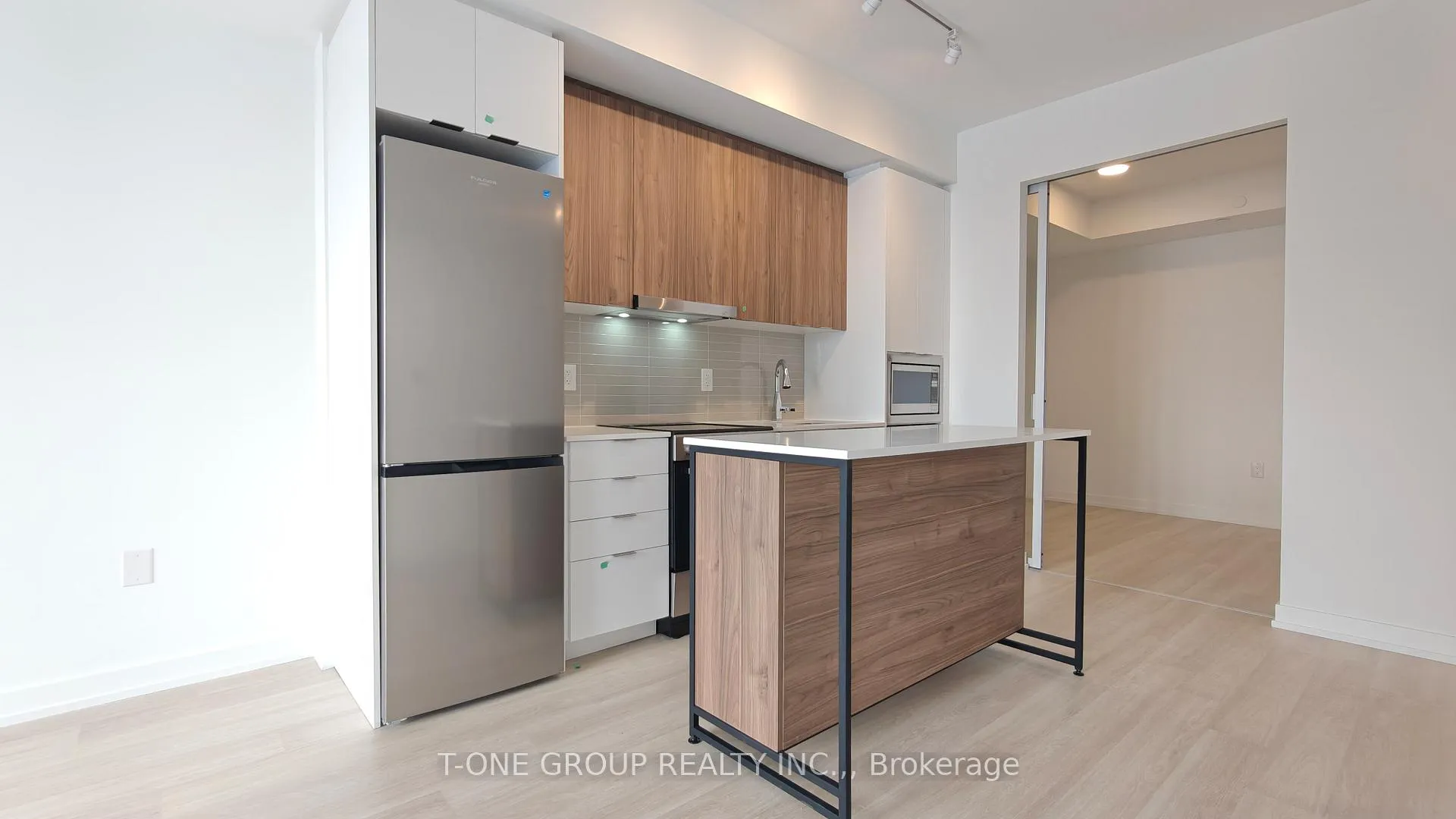 Photo 4 of Unit 809, 9751 Markham Road, Markham, Greensborough — HOMEH